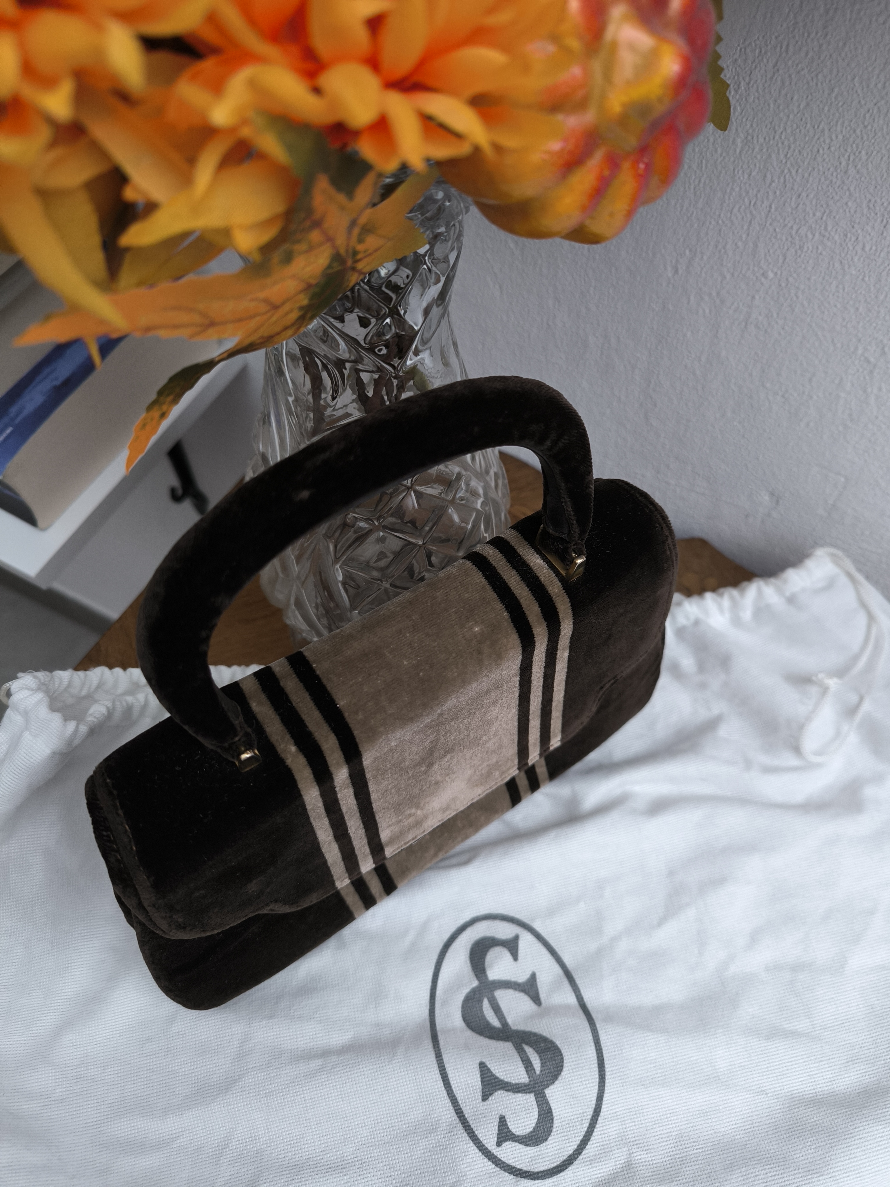 Borsa anni 60 in velluto