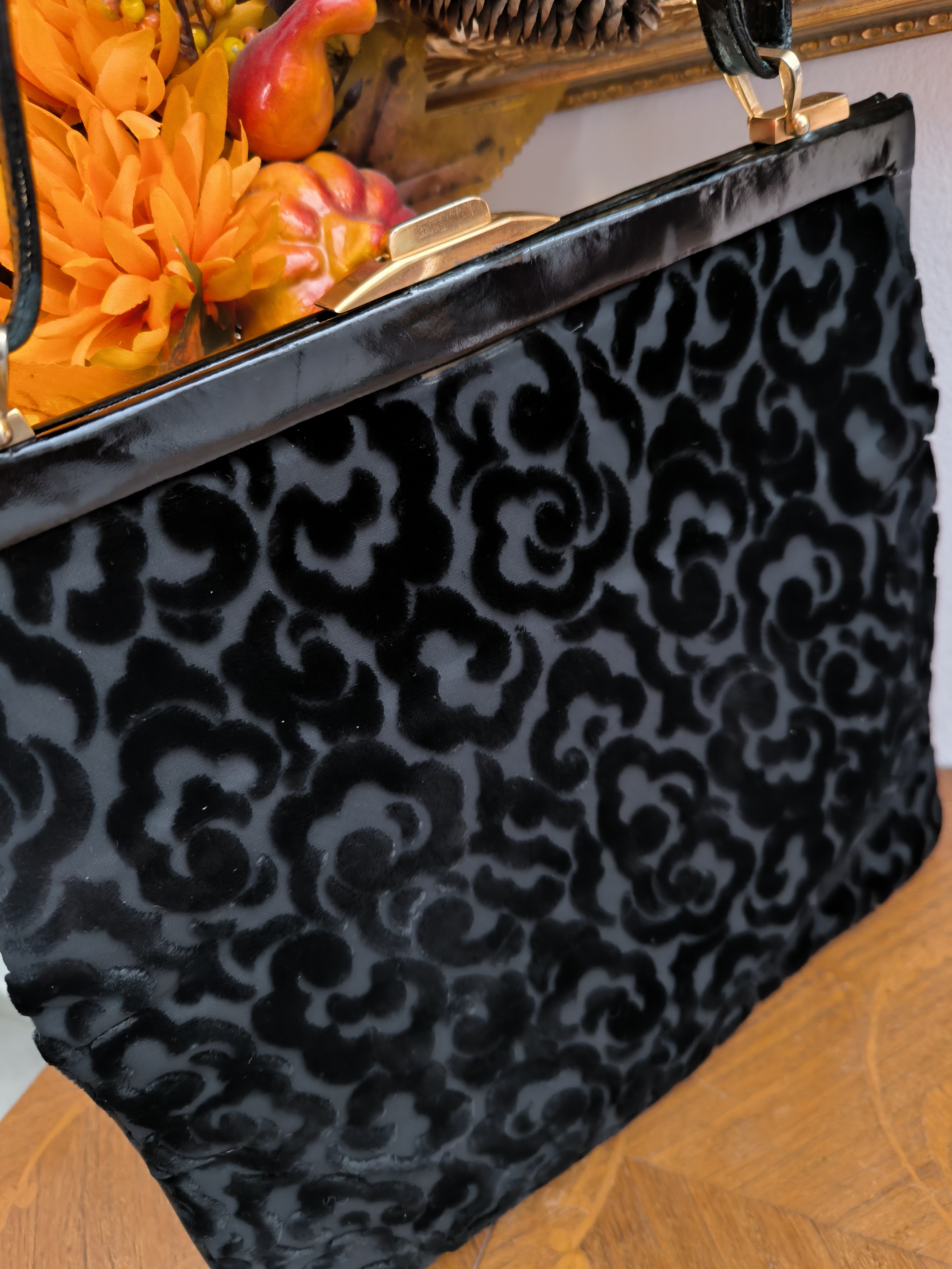 Borsa anni 50/60 in velluto damascato 