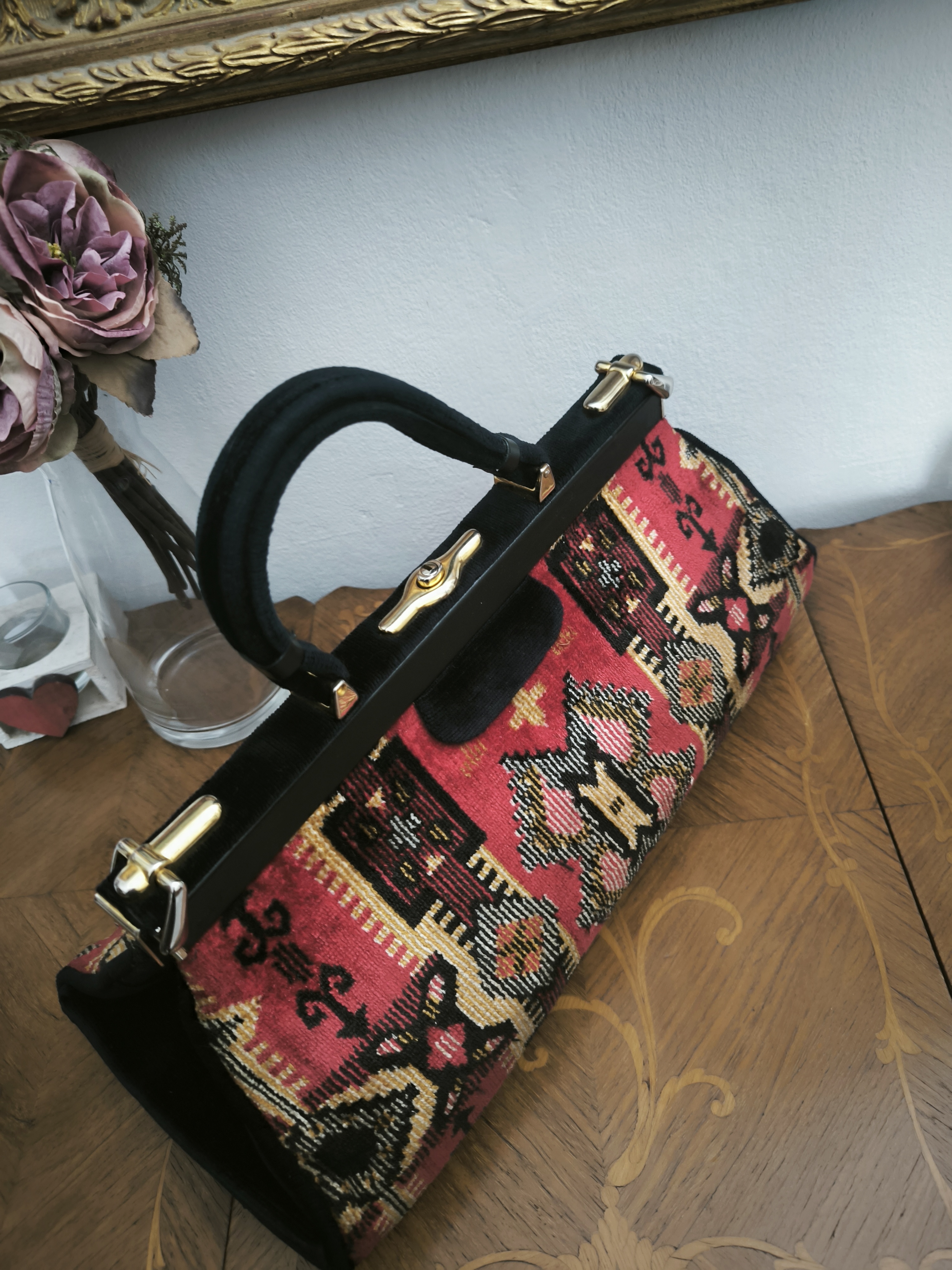 Borsa anni 60 in velluto 