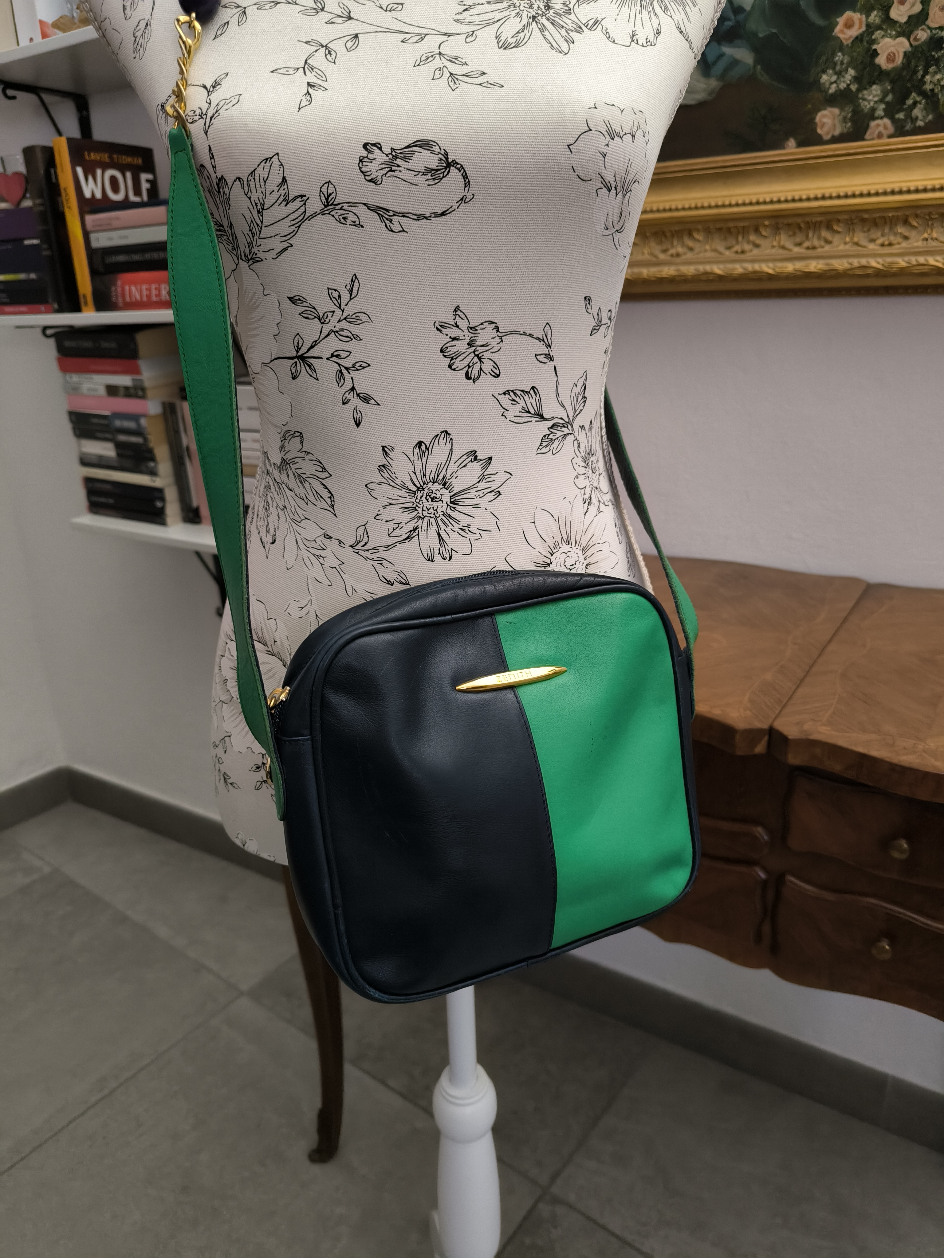 Borsa vintage a tracolla firmata Zenith