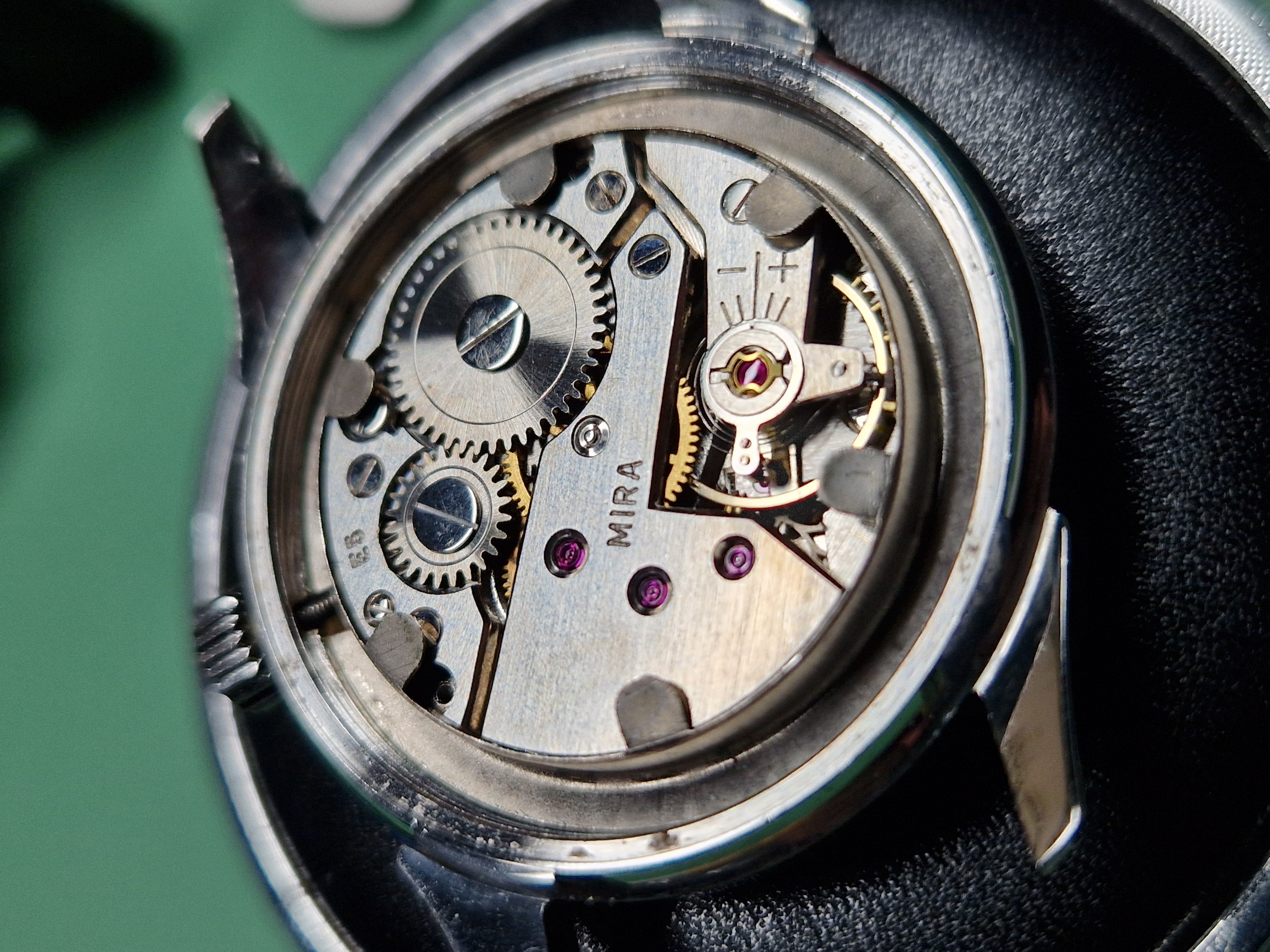 Mira ~ 1950 - 33 mm