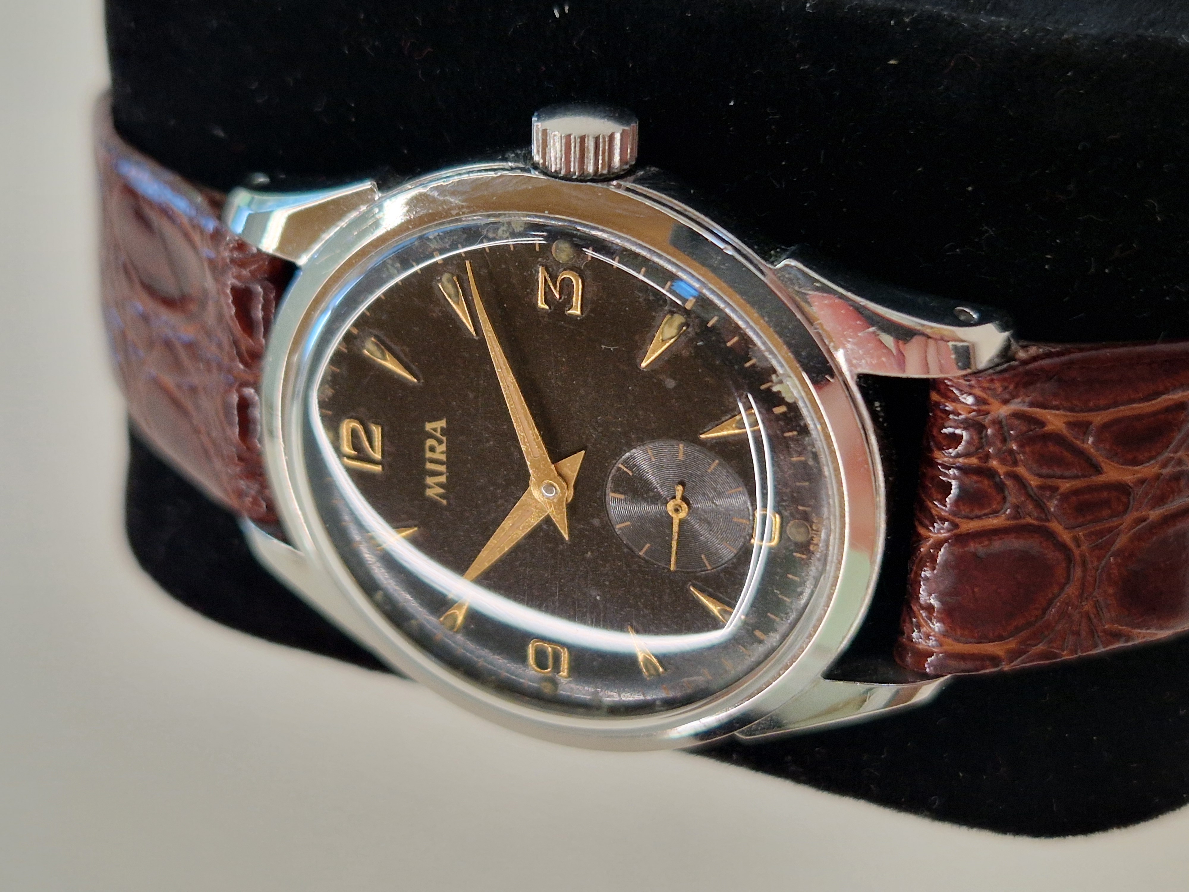 Mira ~ 1950 - 33 mm