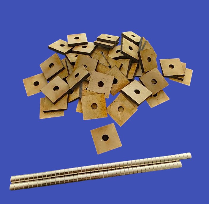  100 Socles 20 par 20, épaisseur 3mm Néodyme puissant 5mm.