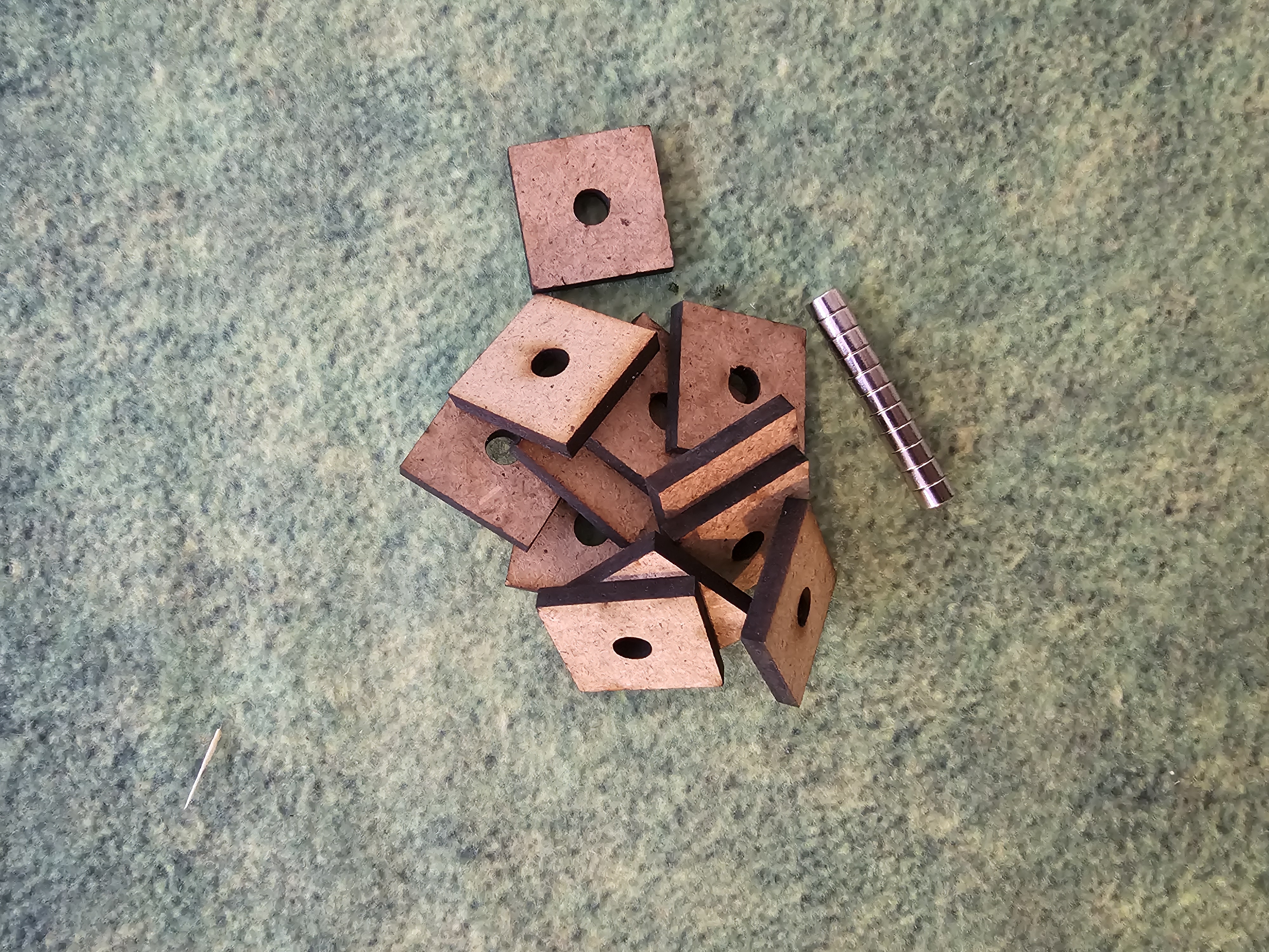 12 socles infanterie LH (3mm, 20mm/20mm)+ 12 néodymes