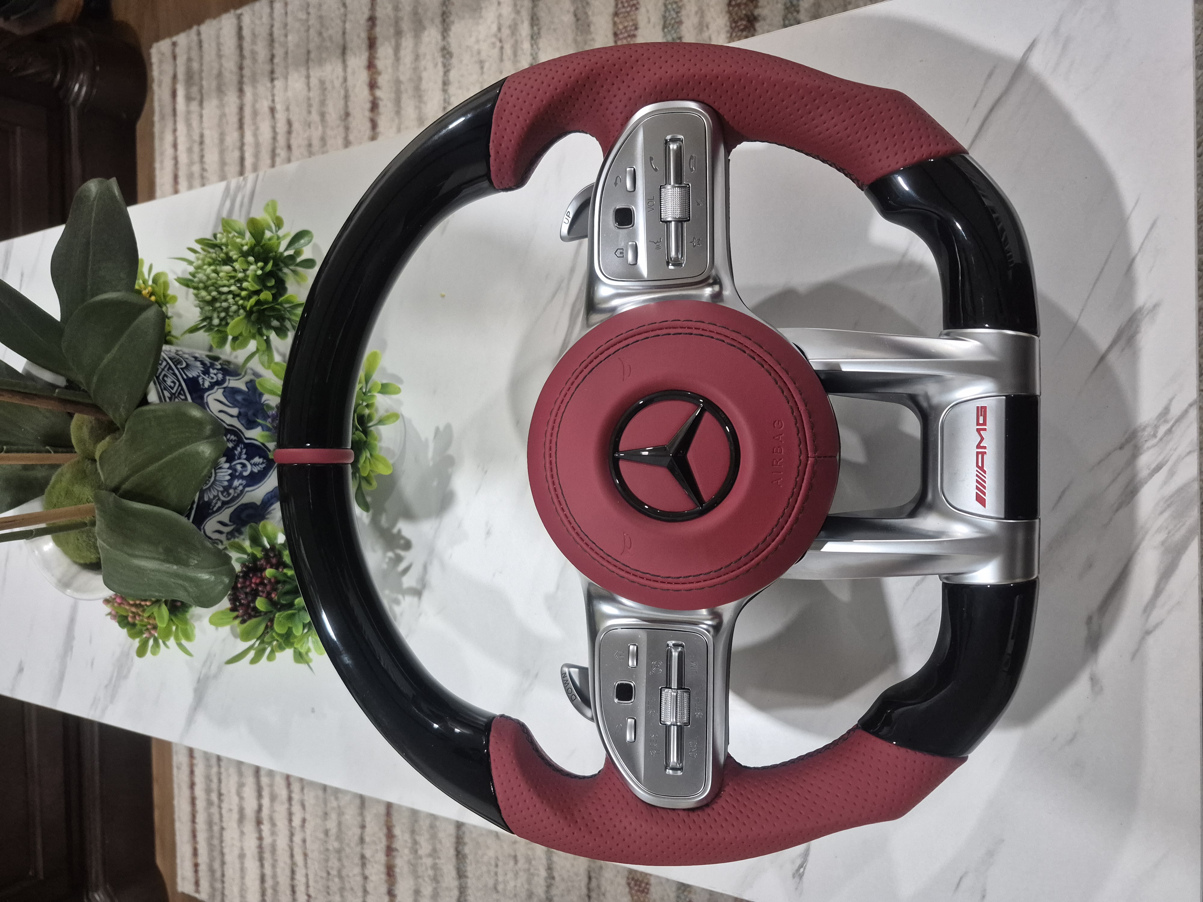 Piano Black (Silver Trim)