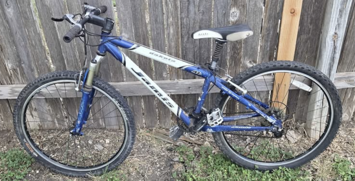 Jamis Dakota Mountain Bike