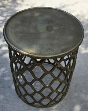 Metal Accent Elegant lattice-style round side table for modern spaces