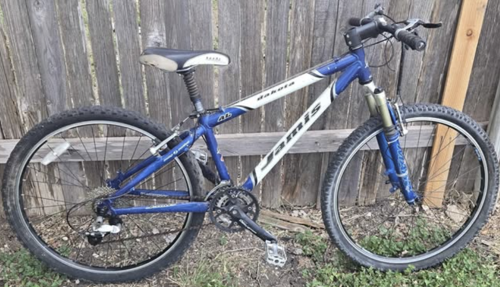 Jamis Dakota Mountain Bike