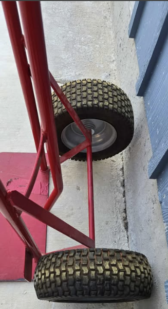 Milwaukee Hand Truck Heavy Duty P-Handle Dolly 48866
