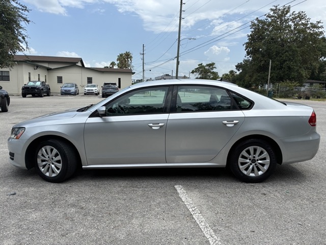 2013 Volkswagen Passat 2.5L S