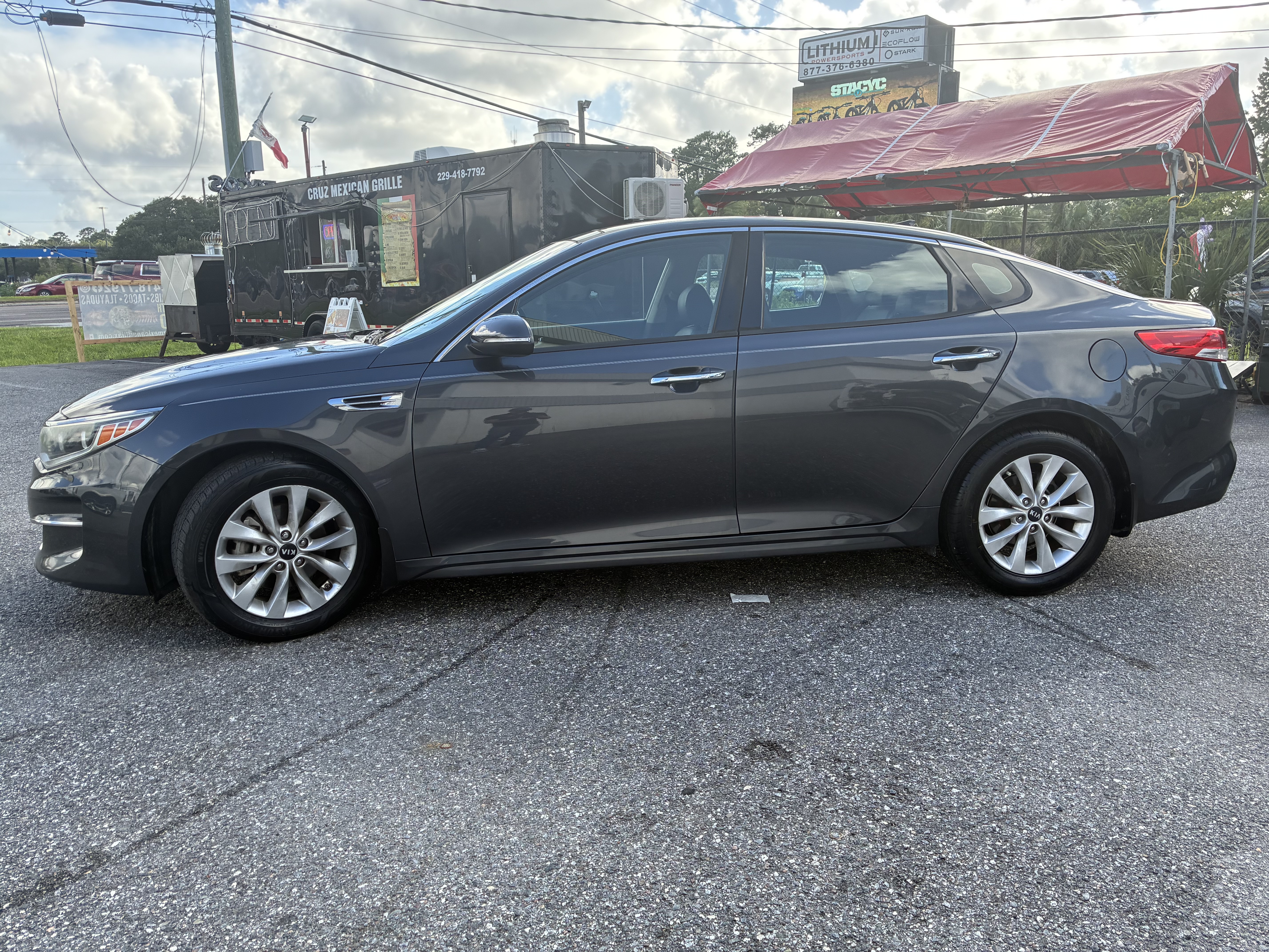 2017 Kia Optima EX Sedan 