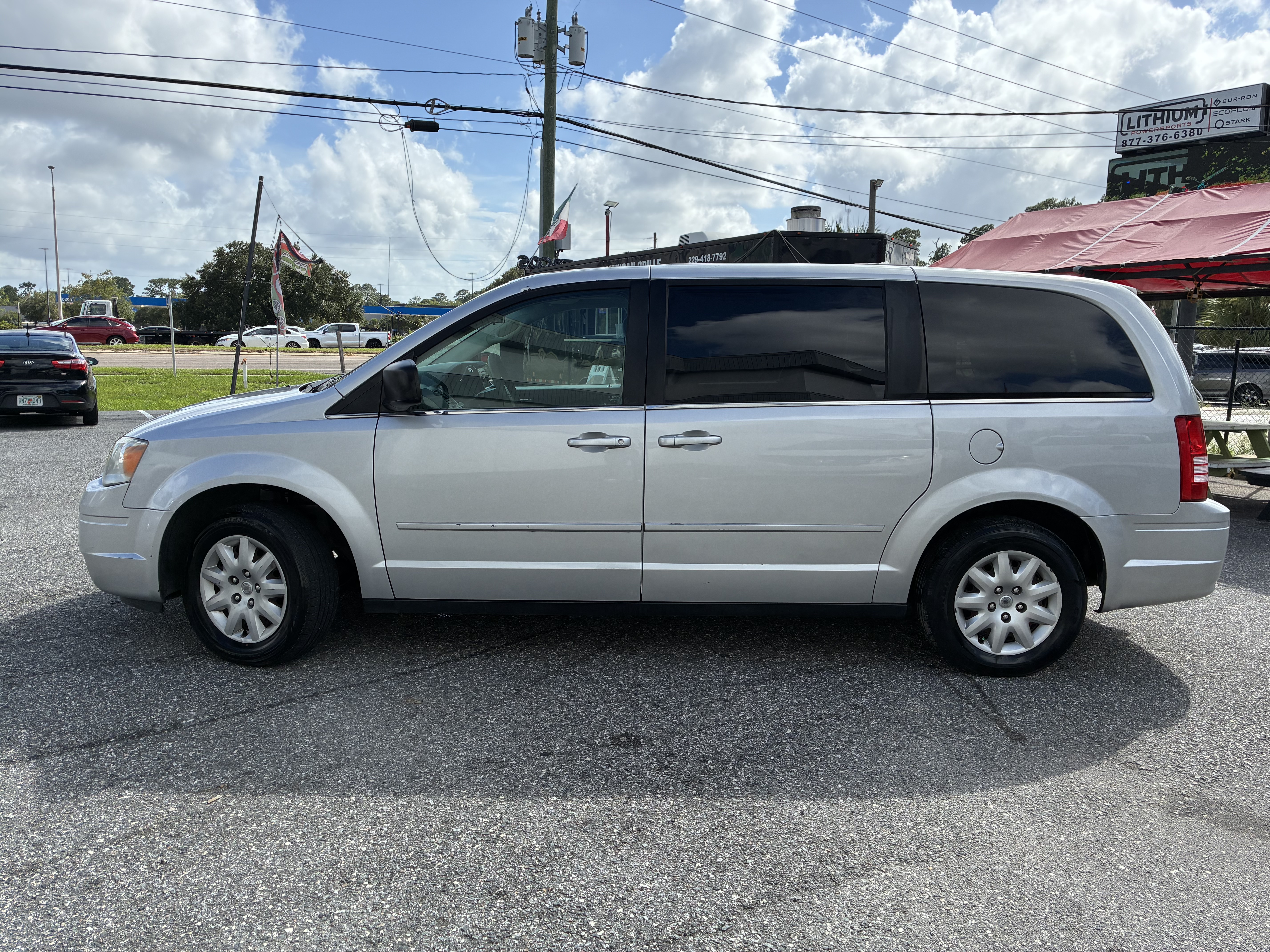 2009 Chrysler Town & Country Limited