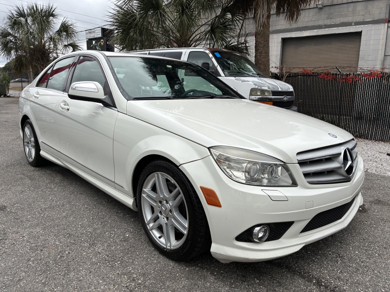 2011 Mercedes-Benz C350