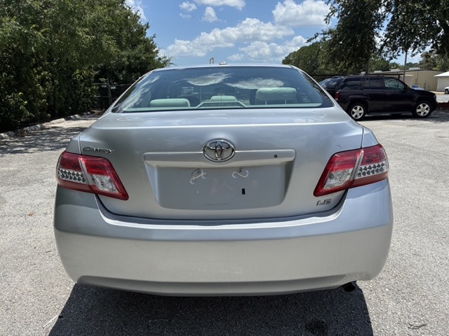 2010 Toyota Camry LE