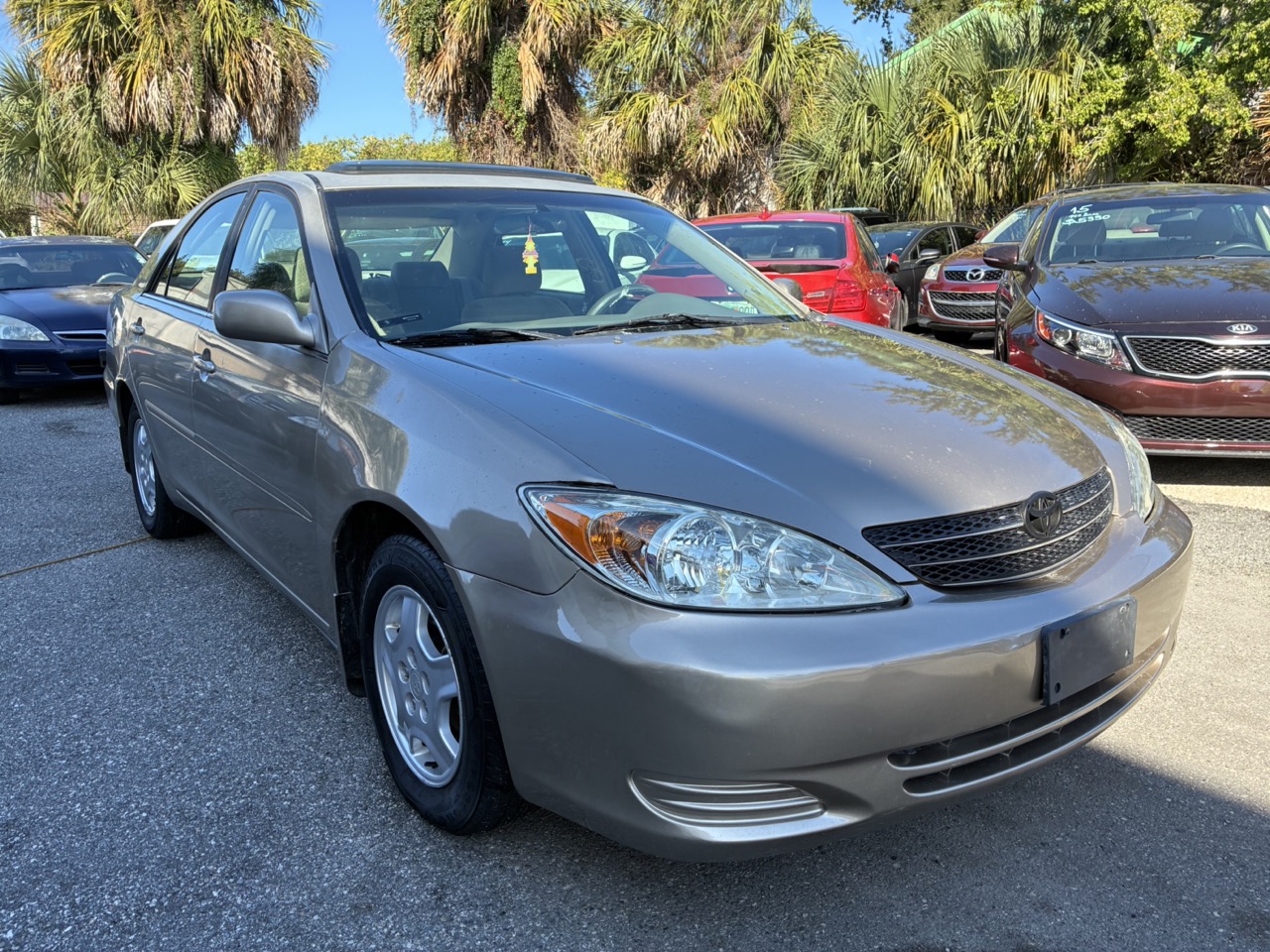 2004 Toyota Camry LE