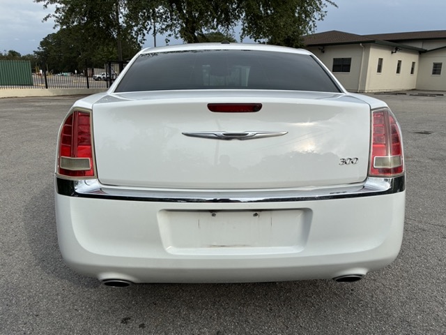 2014 Chrysler 300C