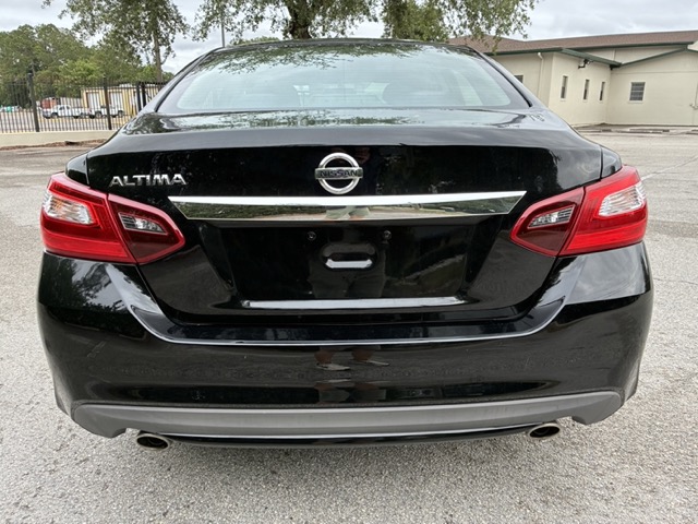 2017 Nissan Versa