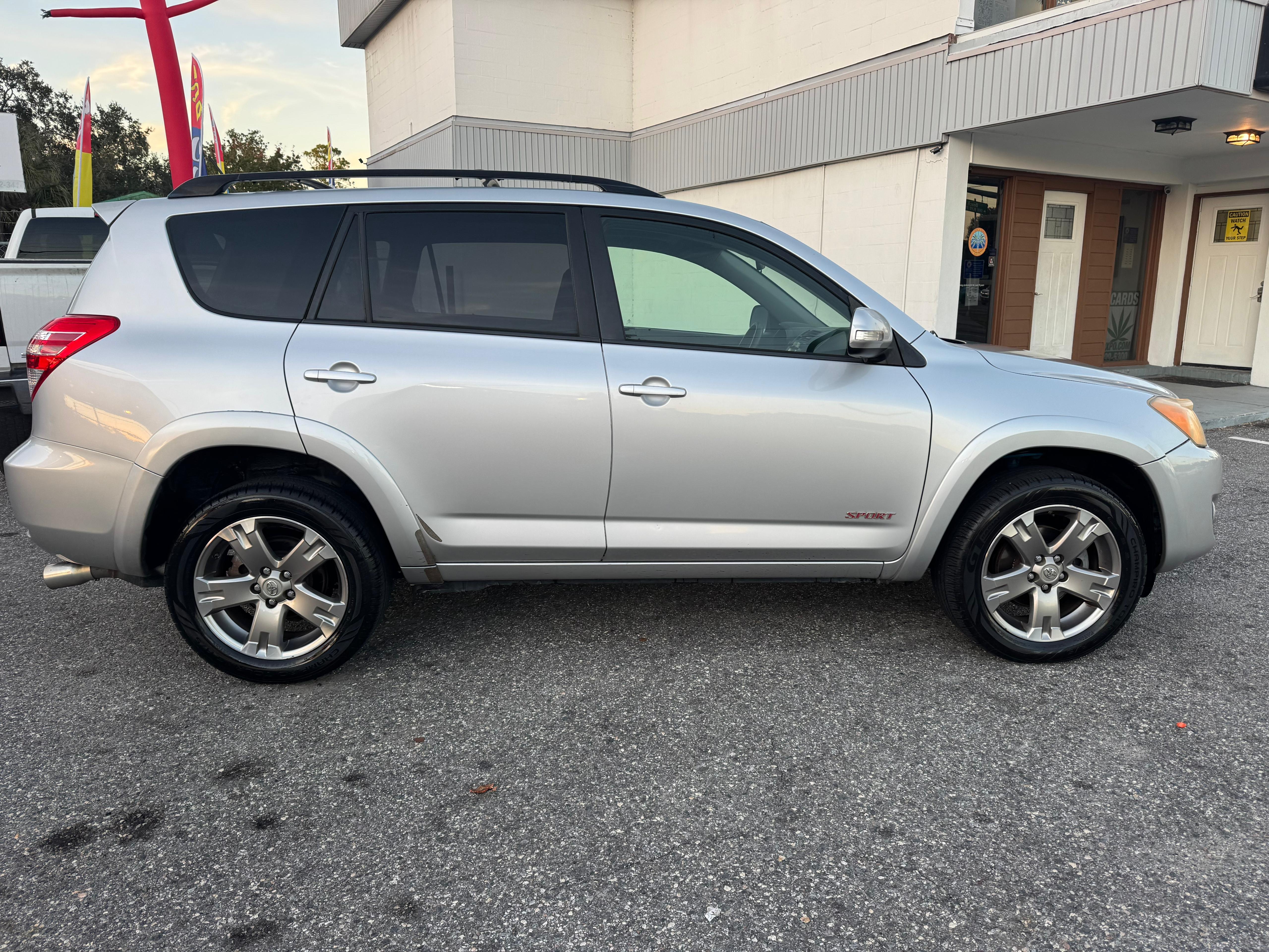2010 Toyota RAV4 Sport