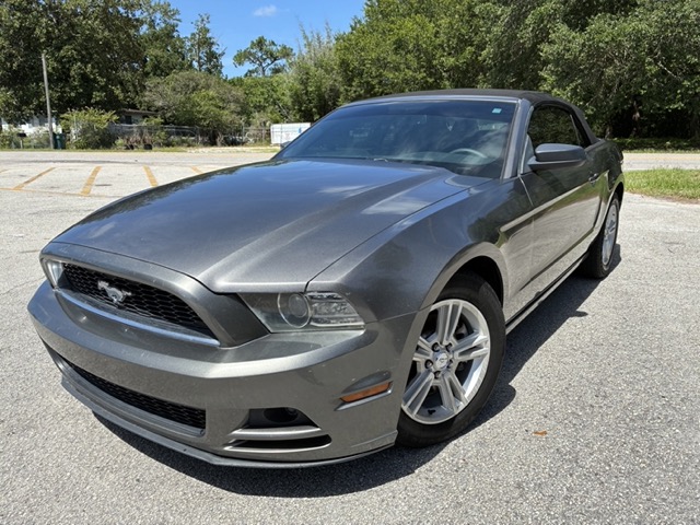 2014 Ford Mustang Convertible
