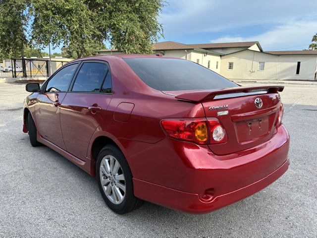 2010 Toyota Corolla LE 