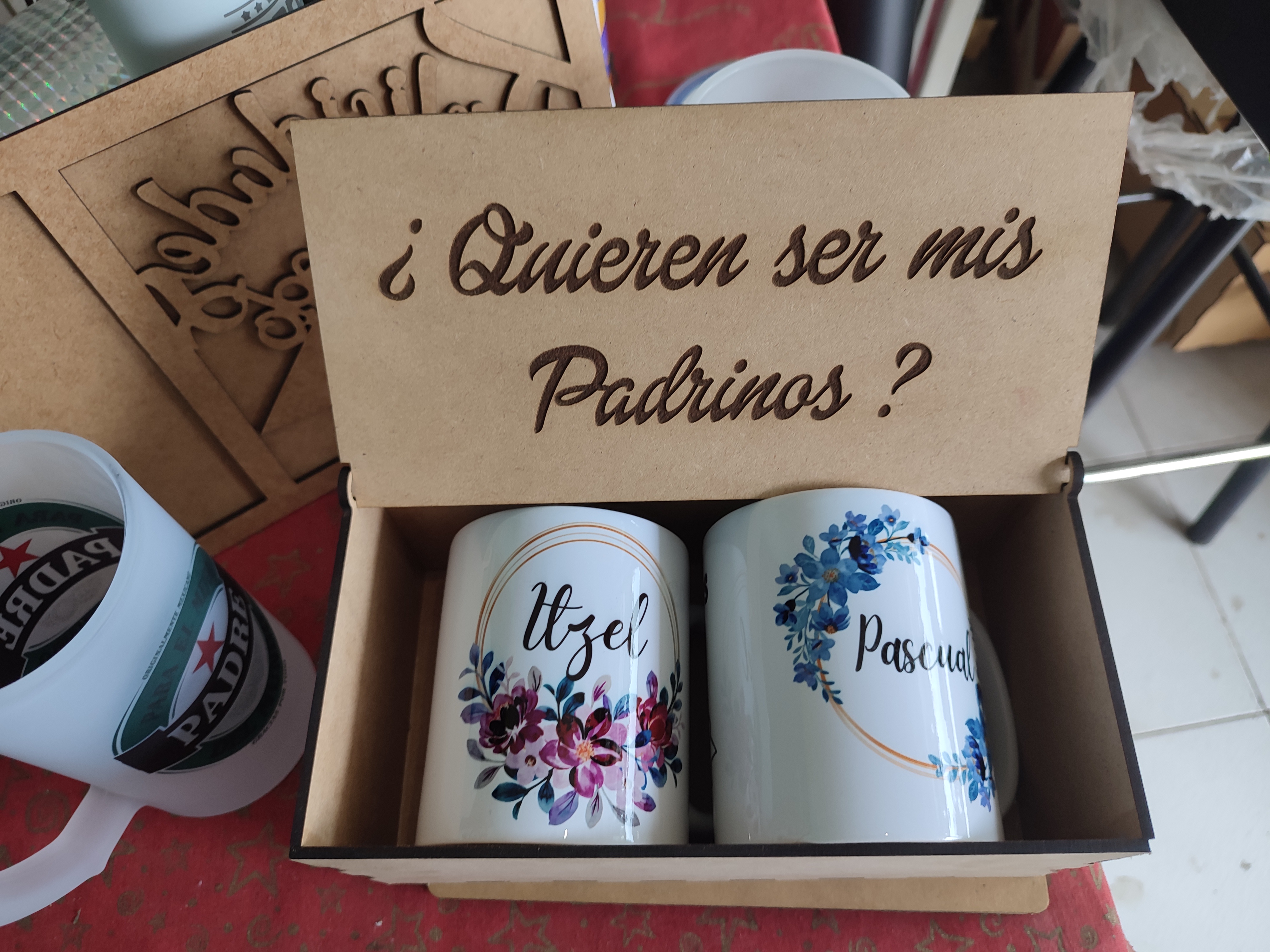 Caja Padrinos 1