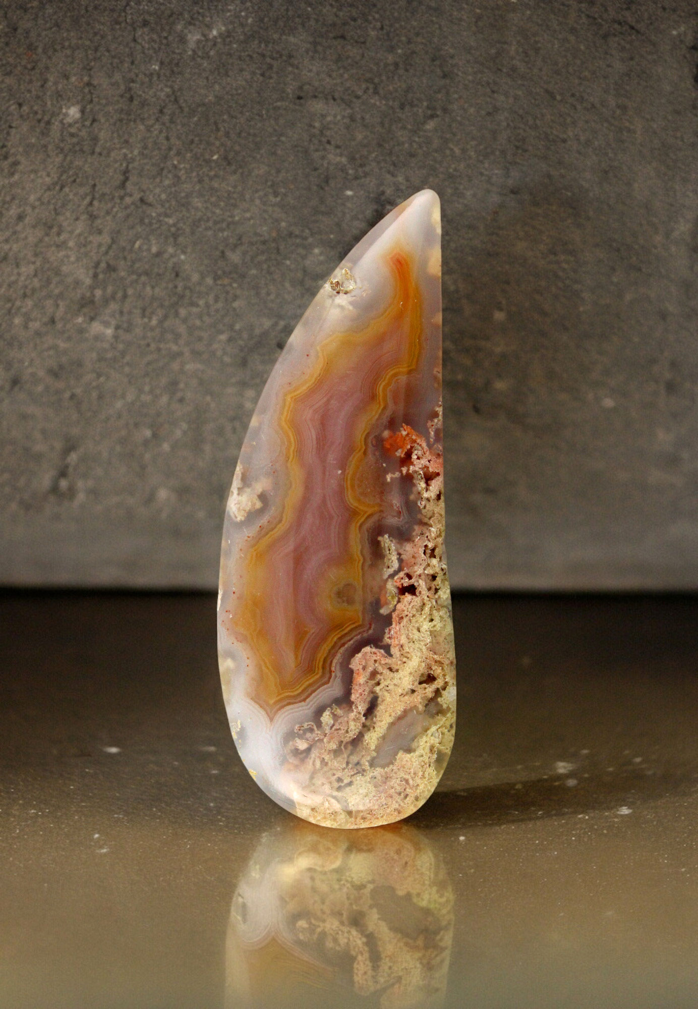 Stunning Hand Cut rare Moss and Coyamito Agate Cabochon 