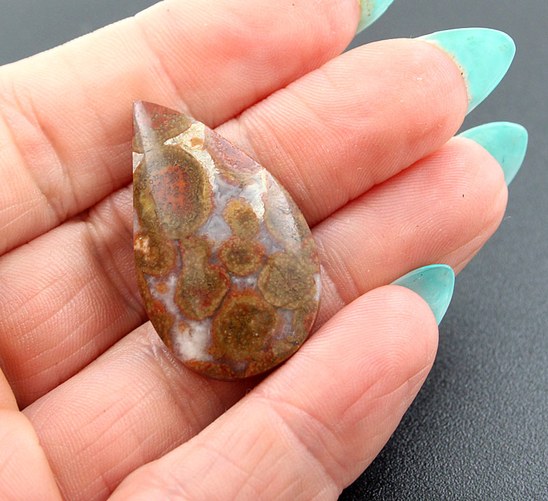 Hand cut poppy Jasper 