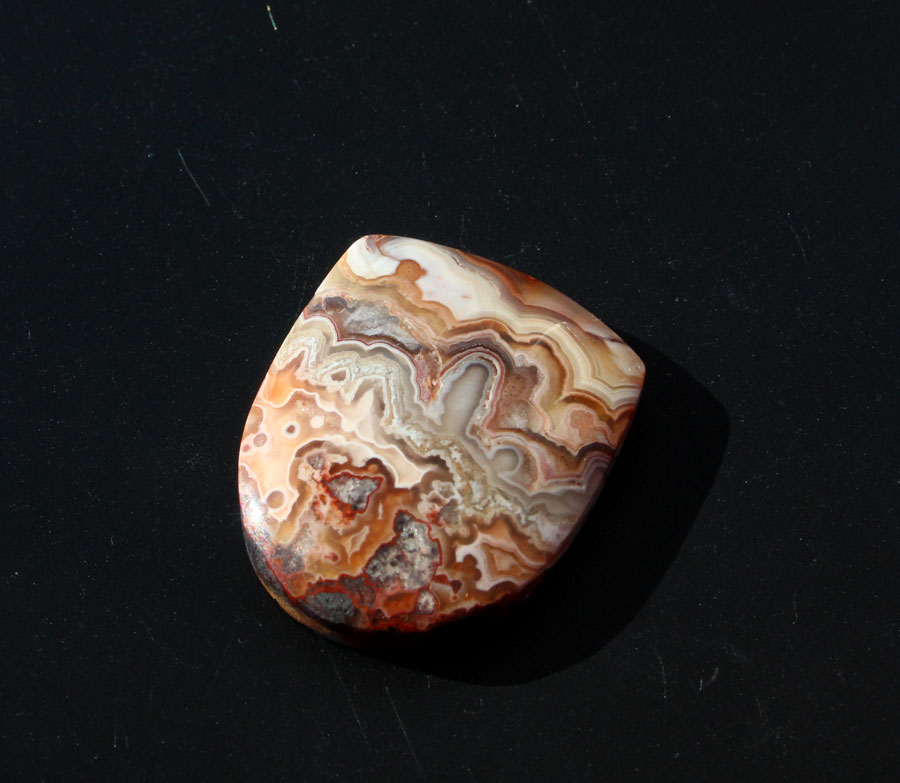 Hand cut Laguna lace Agate cabochon