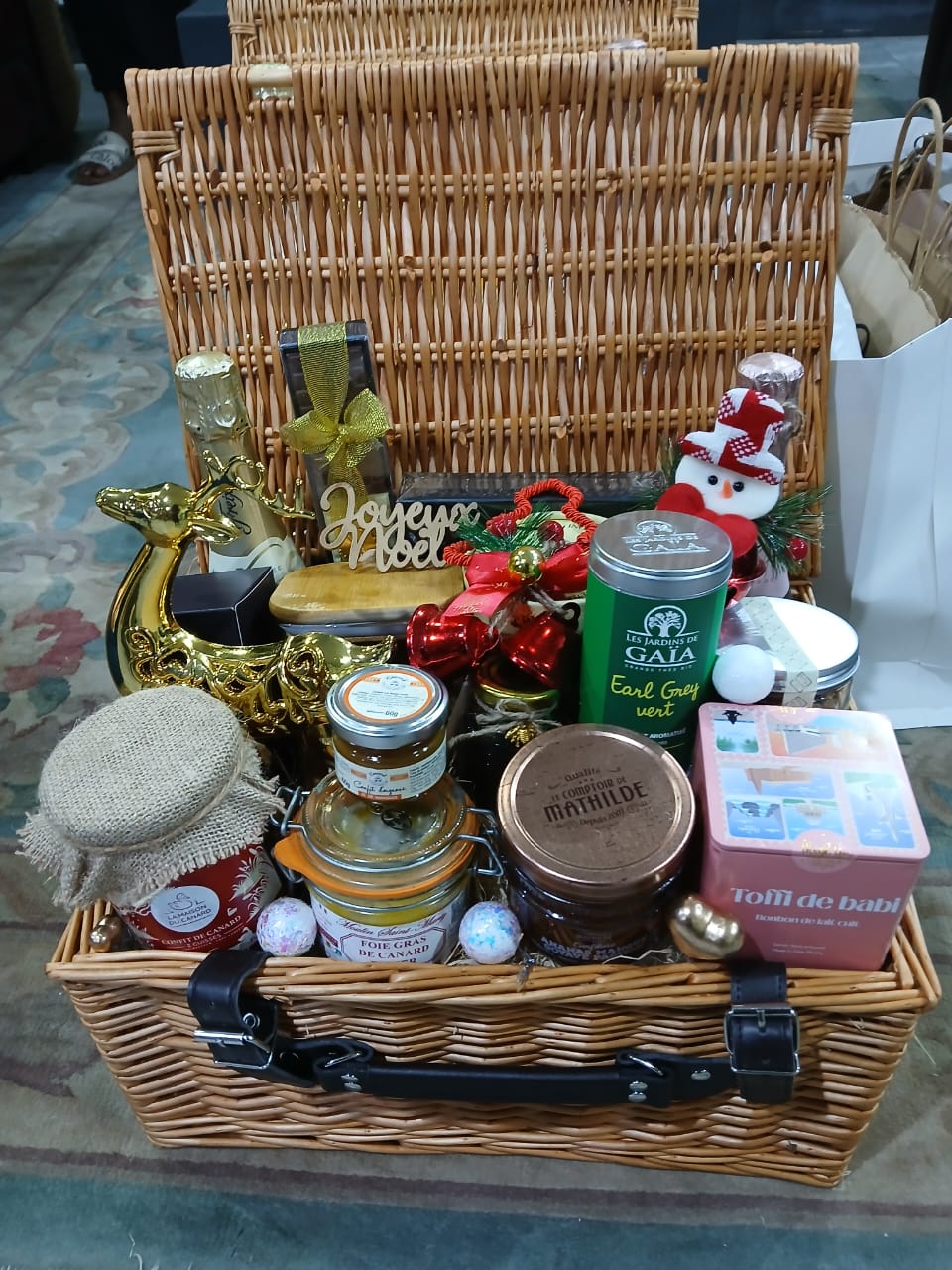 PANIERS CADEAUX FÊTES DE NOEL