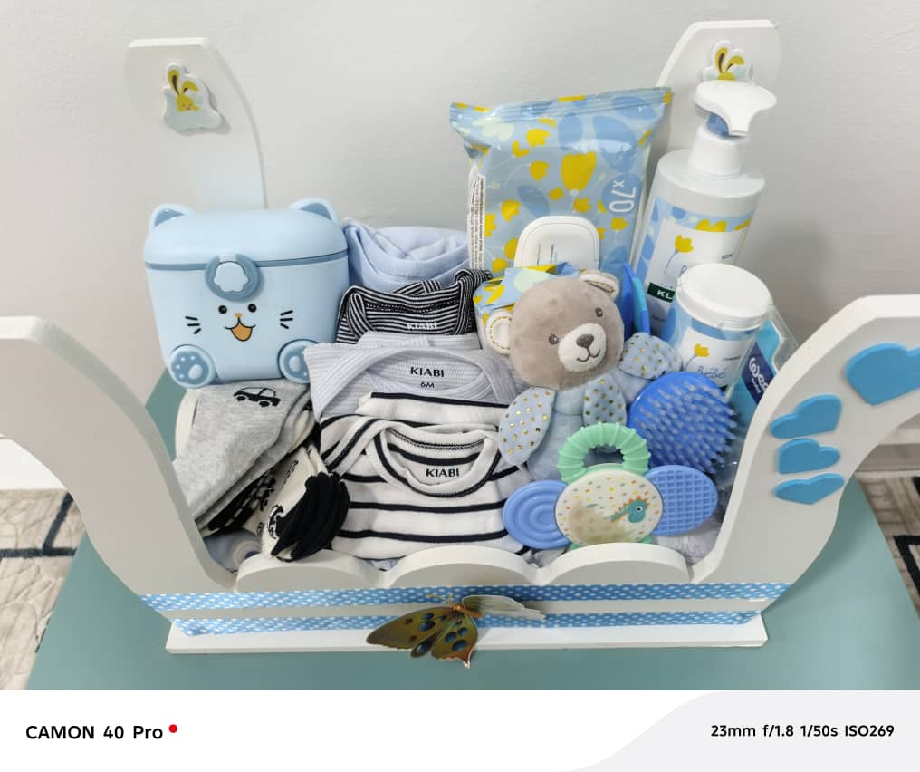 PANIERS CADEAUX NAISSANCE POUR BEBE