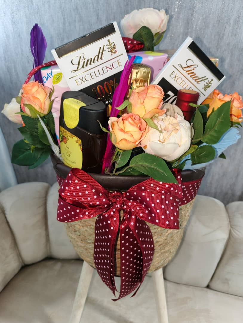 PANIERS CADEAUX POUR LA SAINT VALENTIN