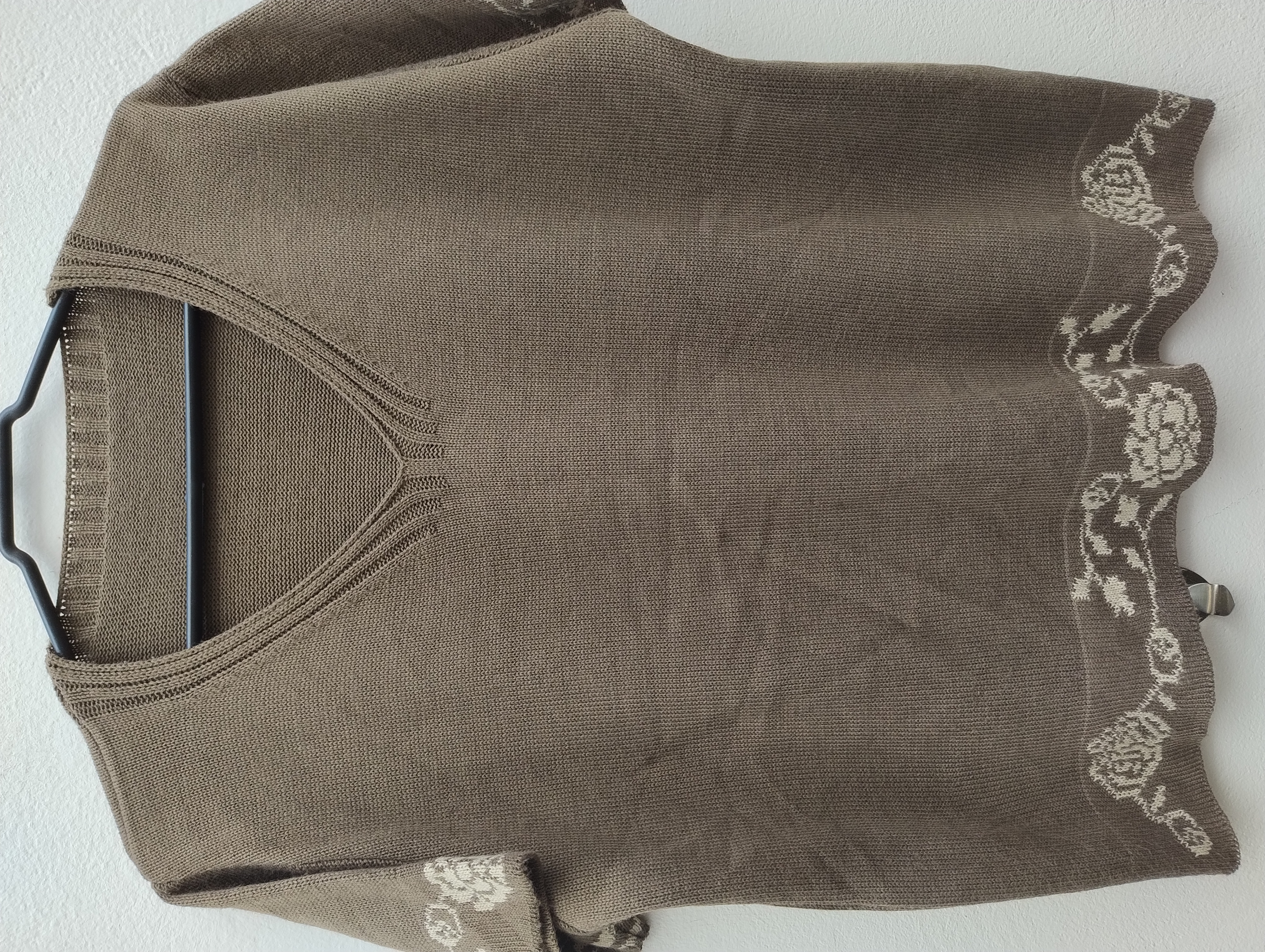 Blusa feminina de lã marrom