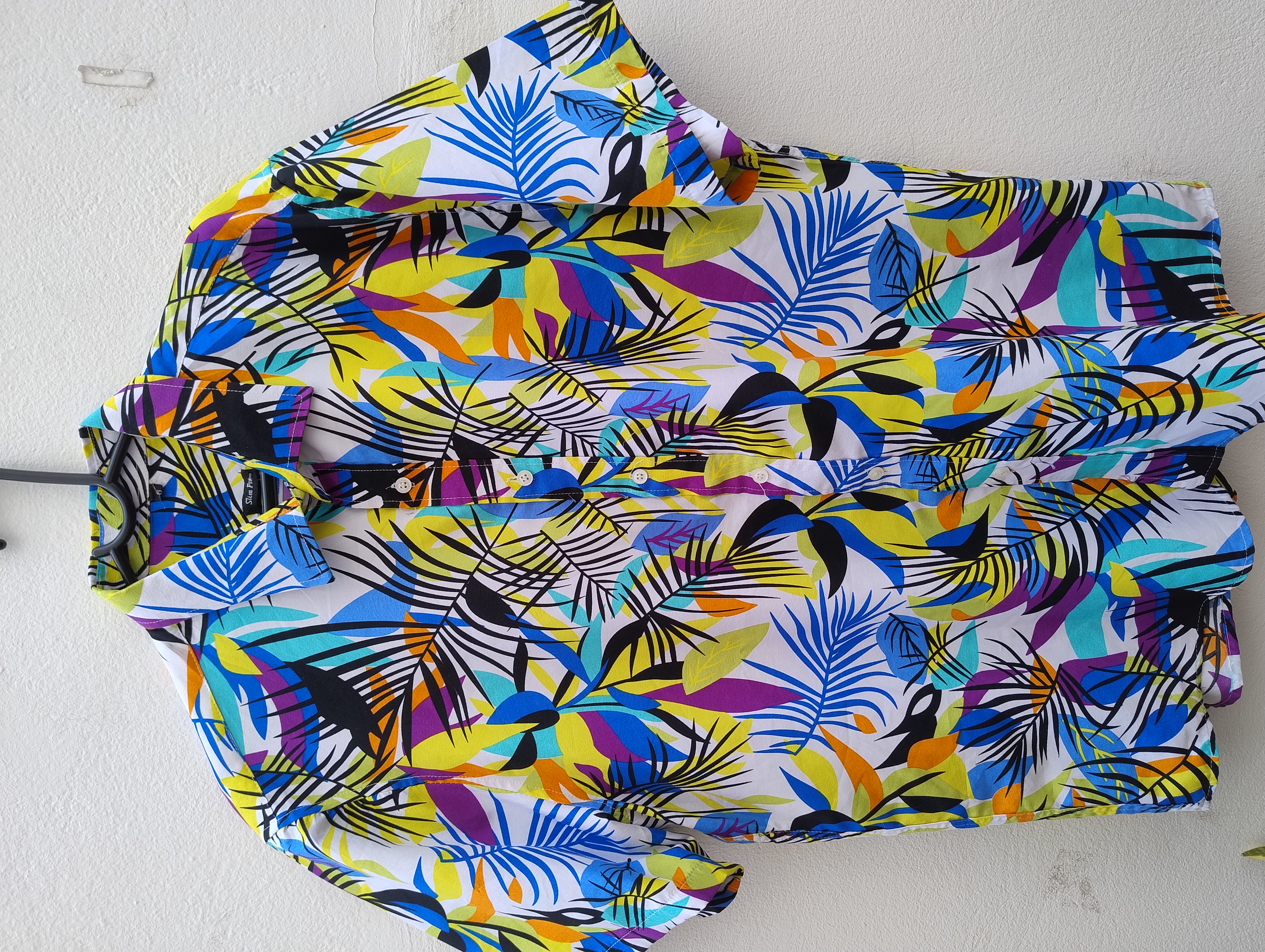 Camisa estampada colorida