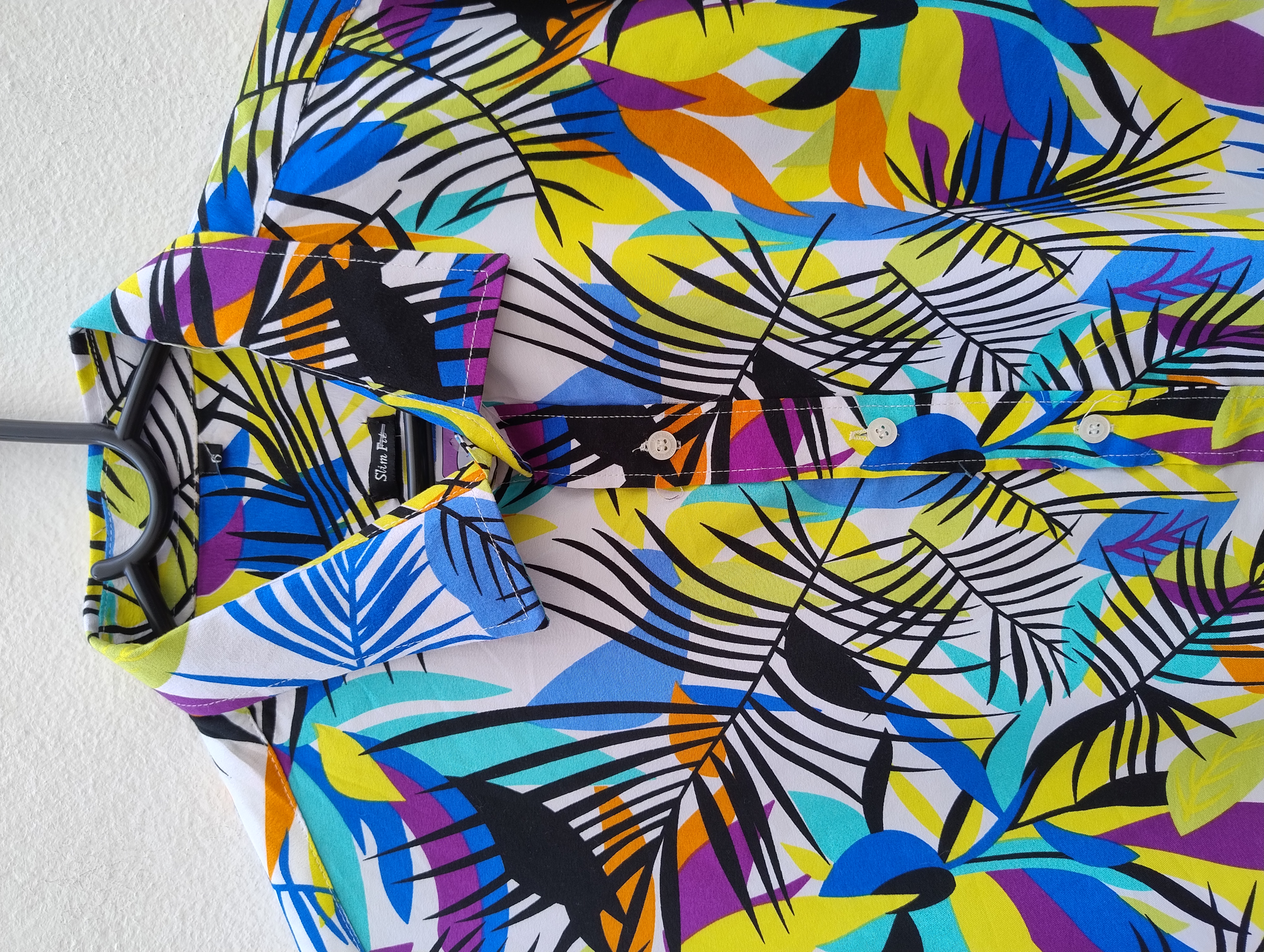 Camisa estampada colorida