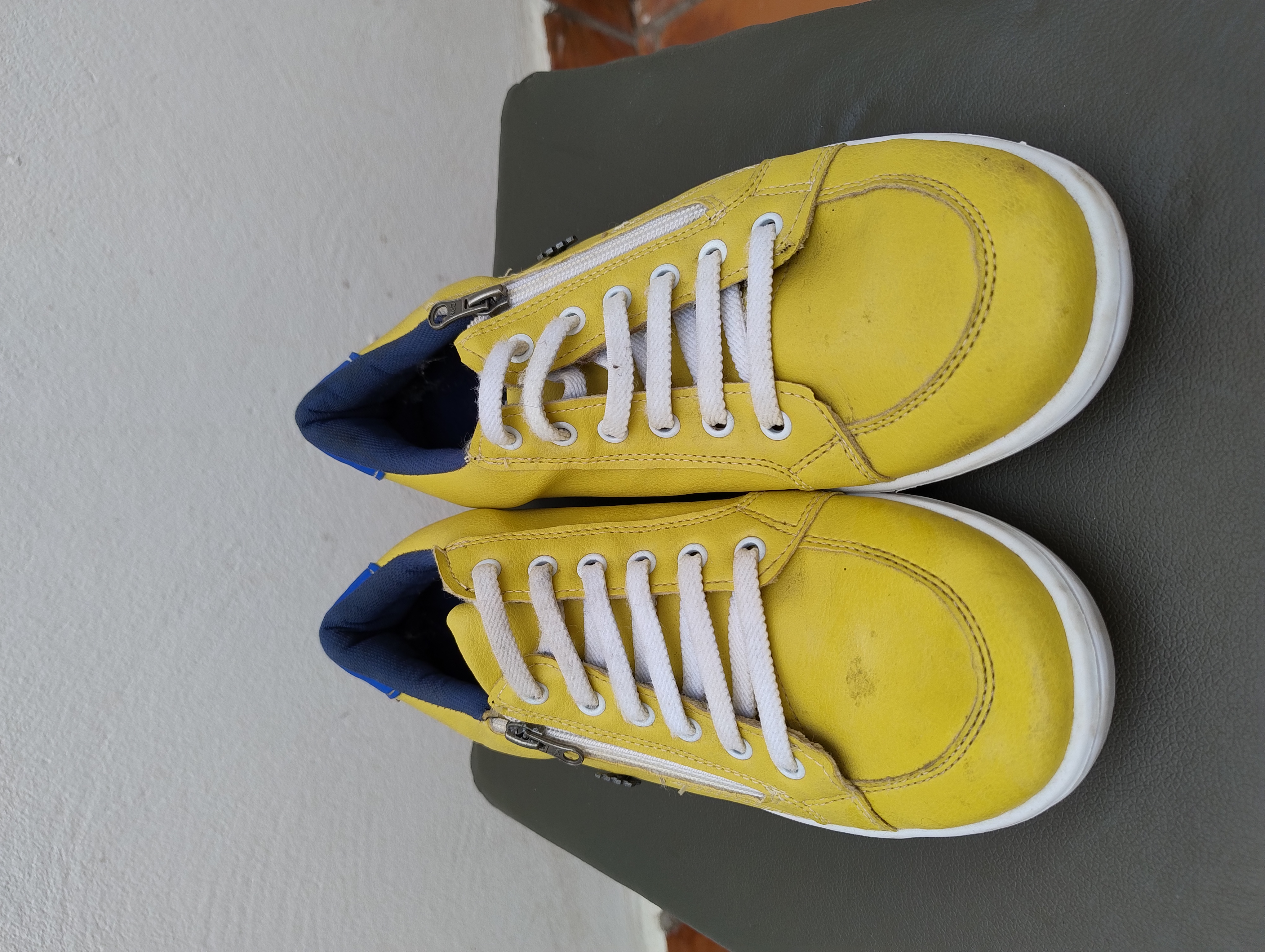 Tênis masculino amarelo, TAM. 40