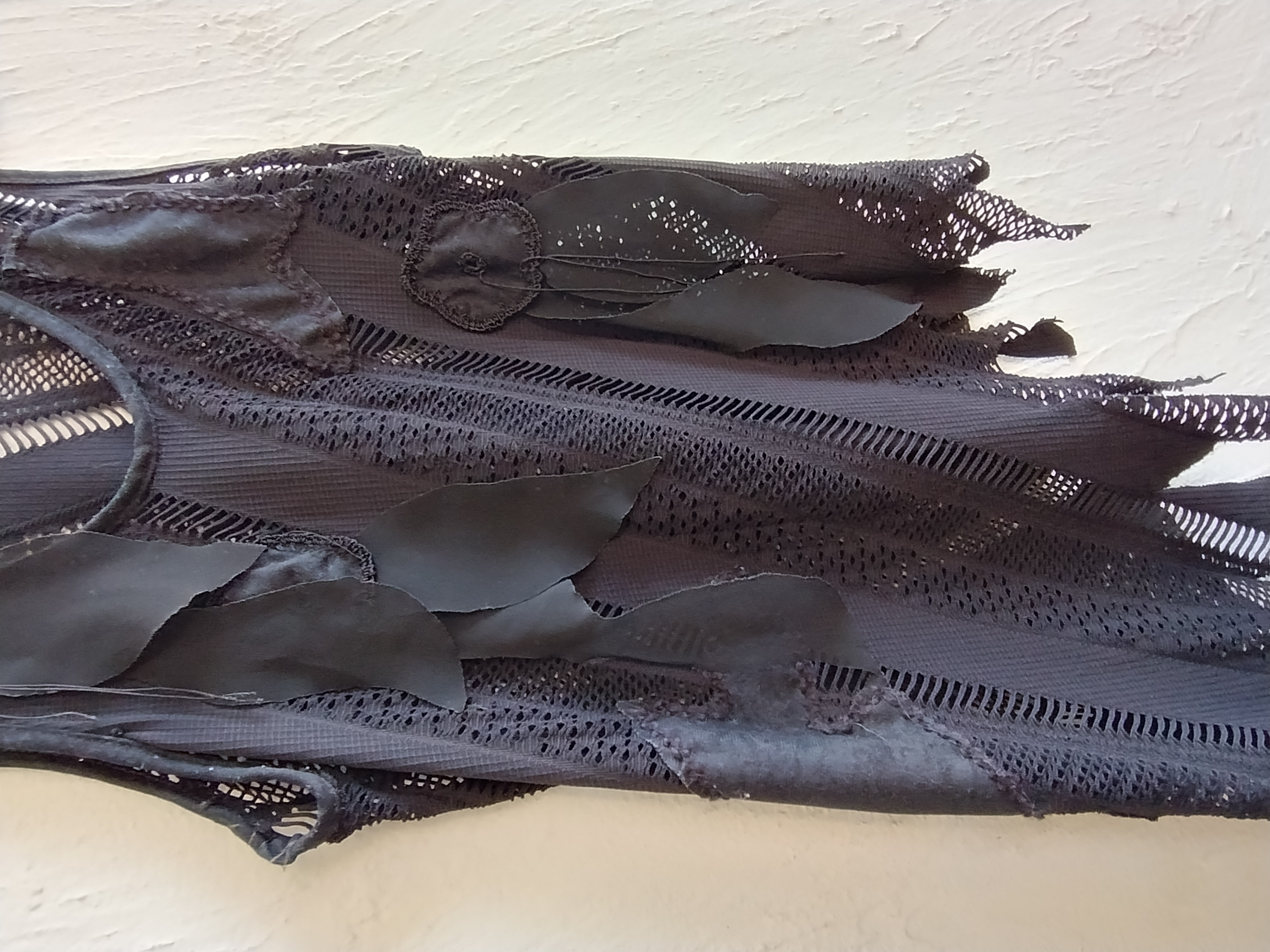 Blusa preto com franjas P