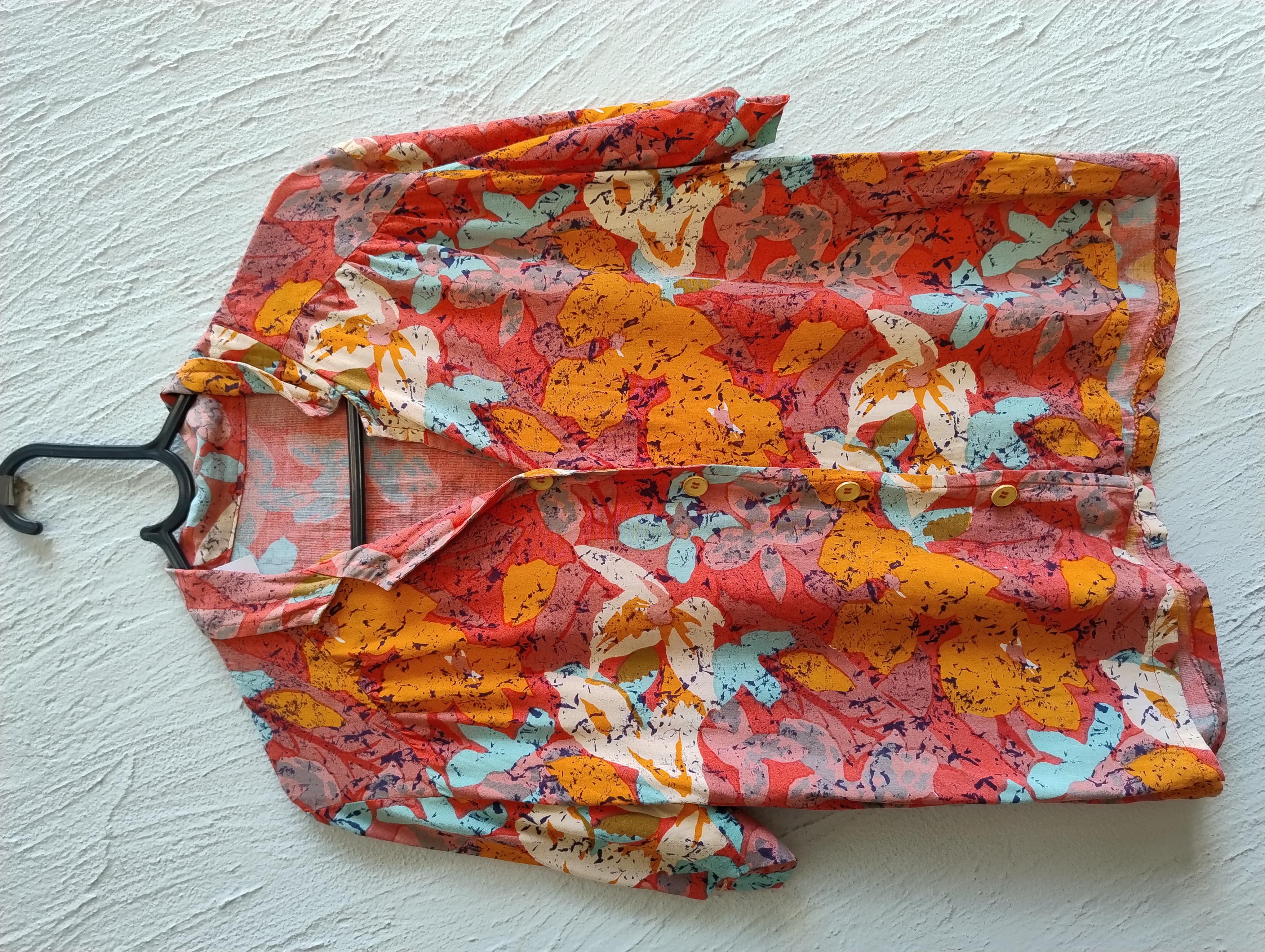 Camisa floral colorida, M