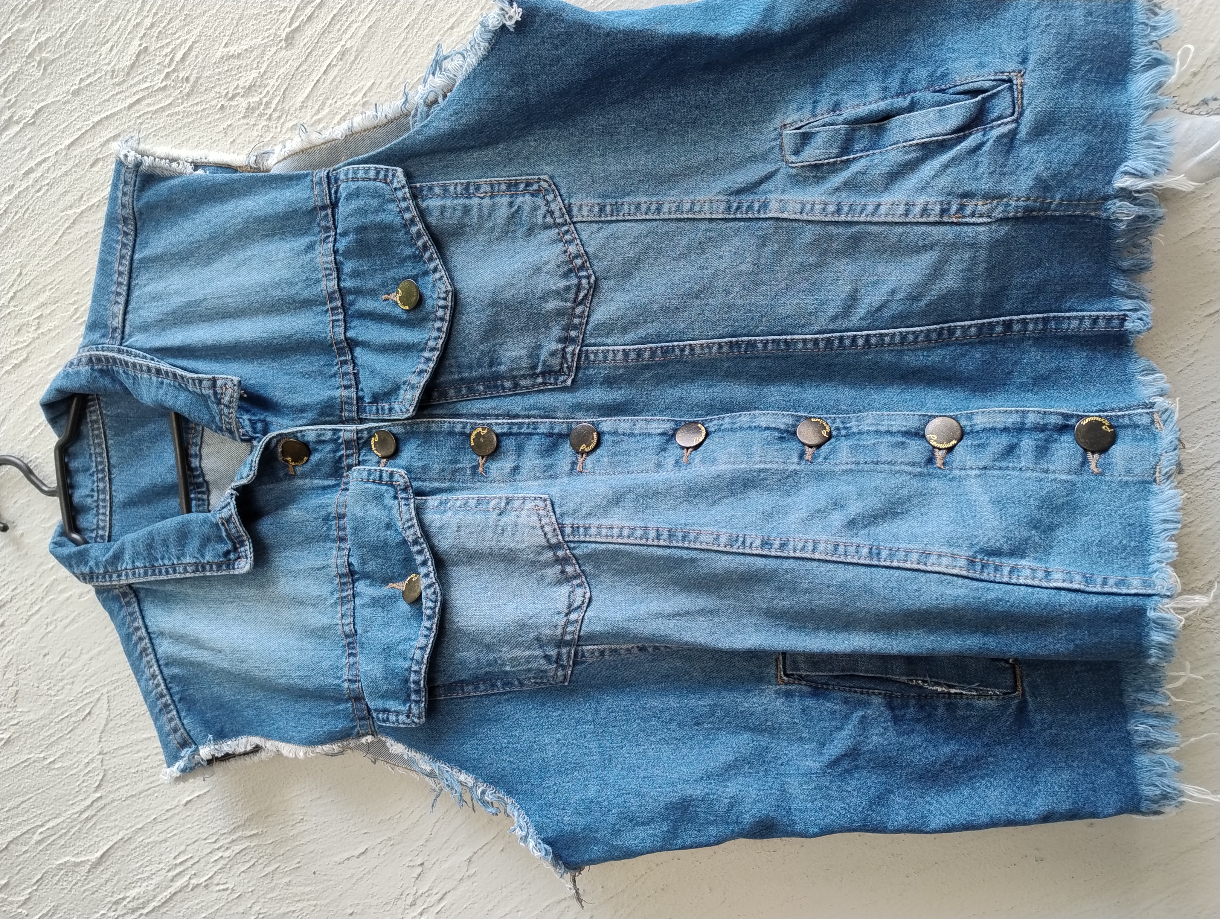 Colete jeans sem mangas -G1