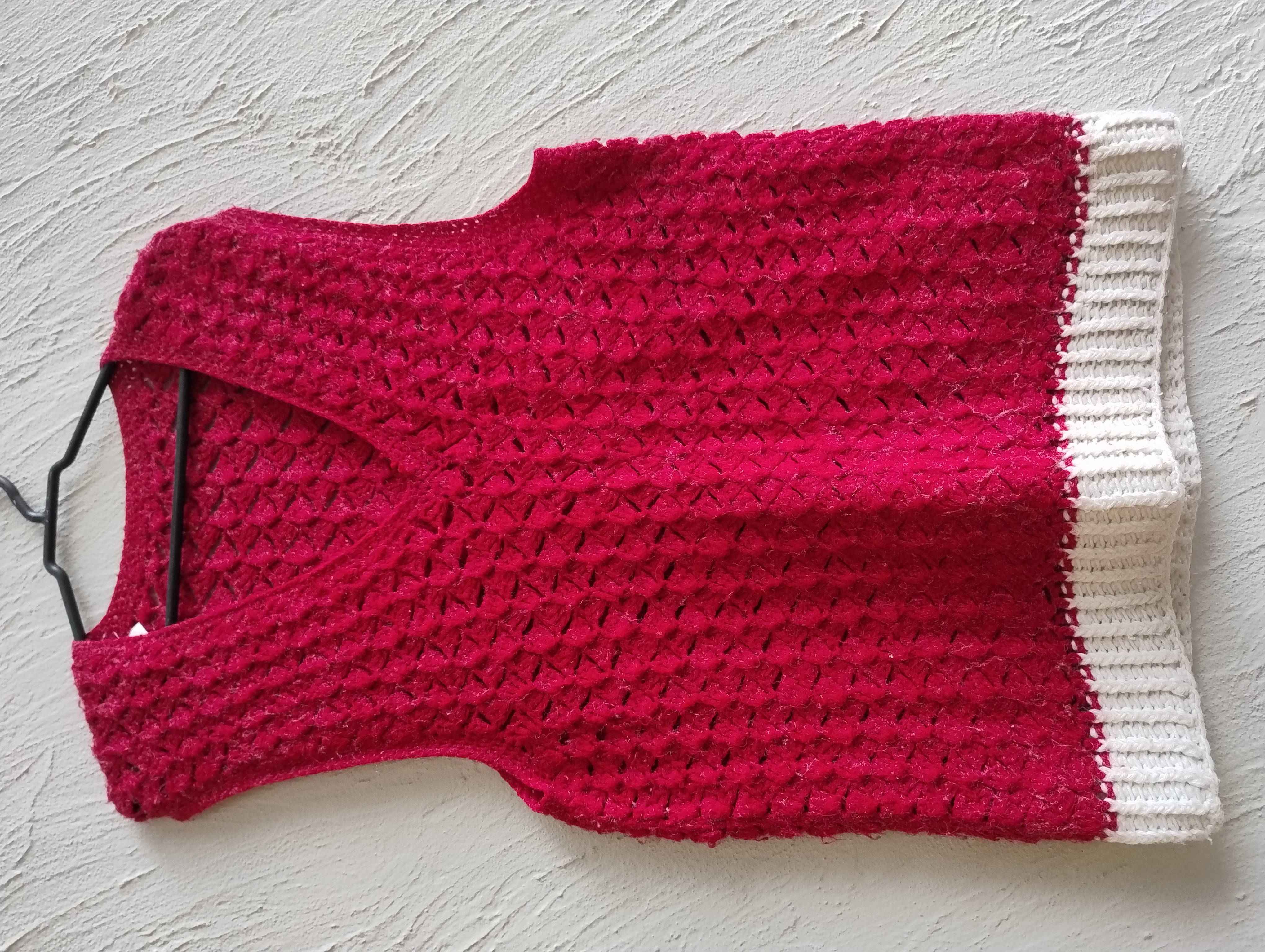 Colete de crochê vermelho