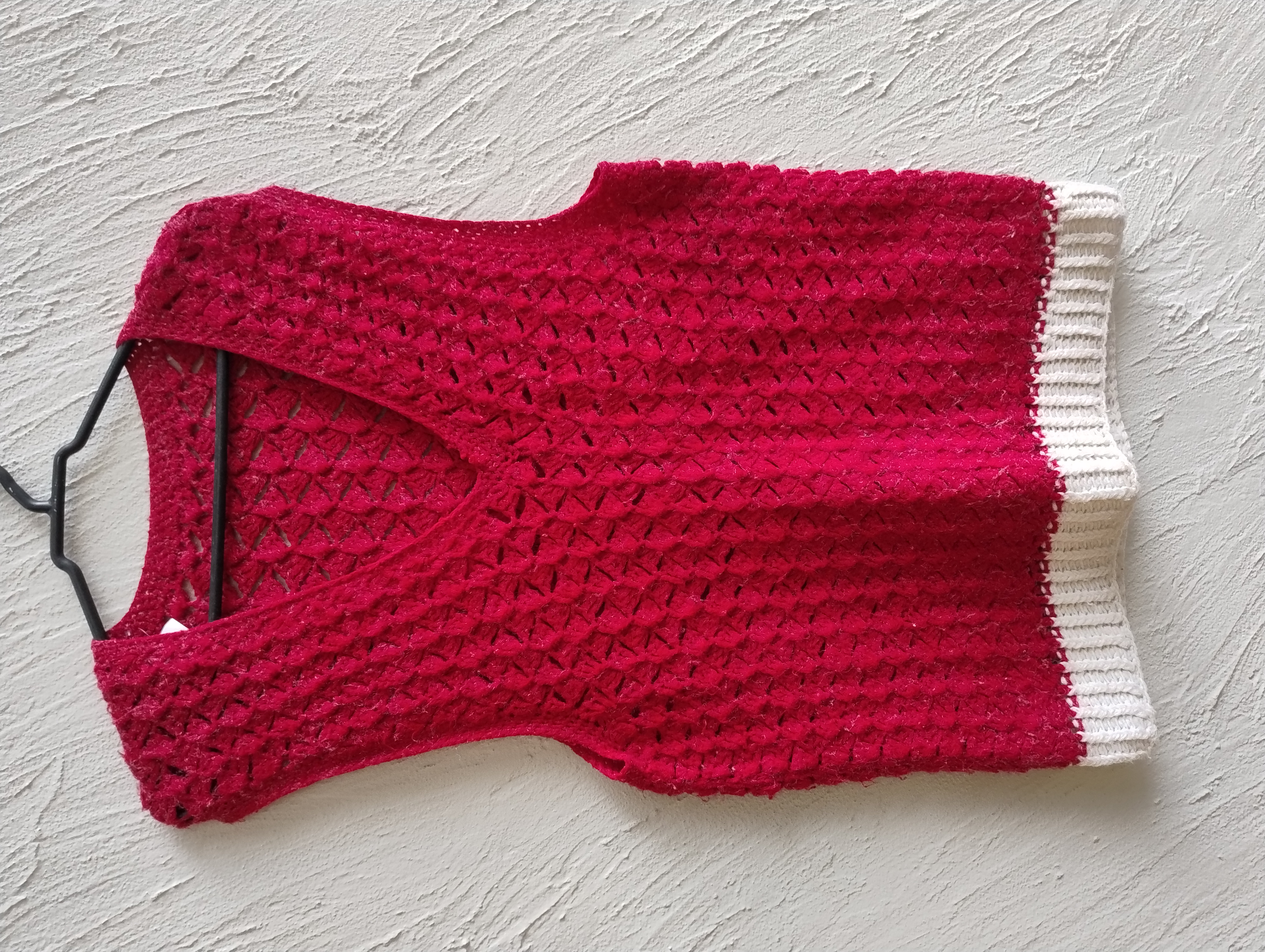 Colete de crochê vermelho
