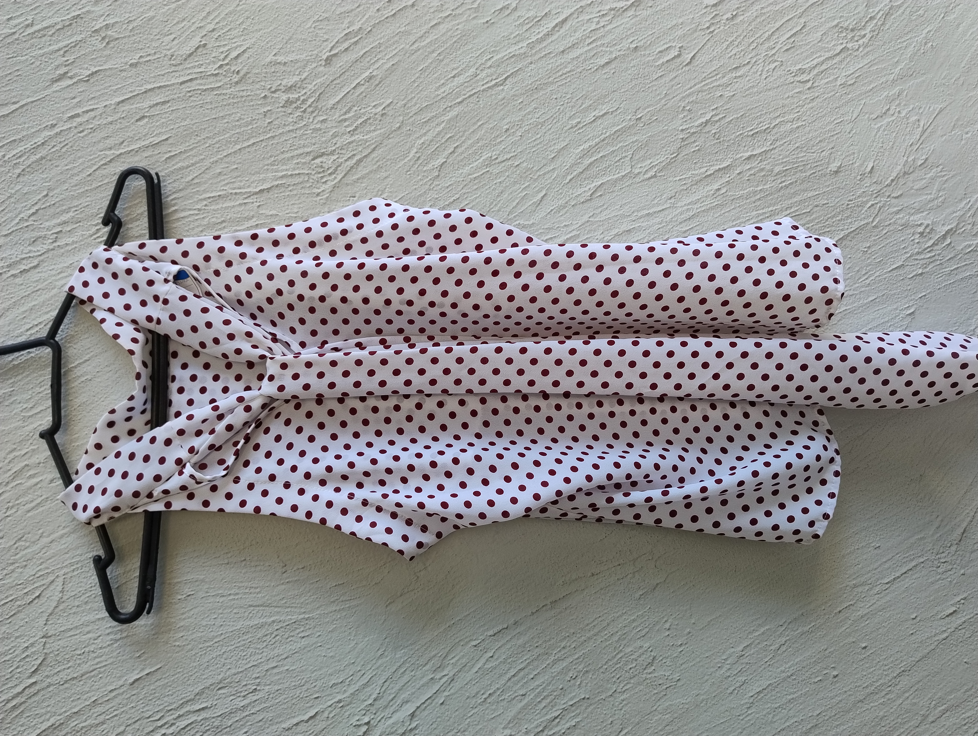 Blusa feminina sem mangas de poá, P