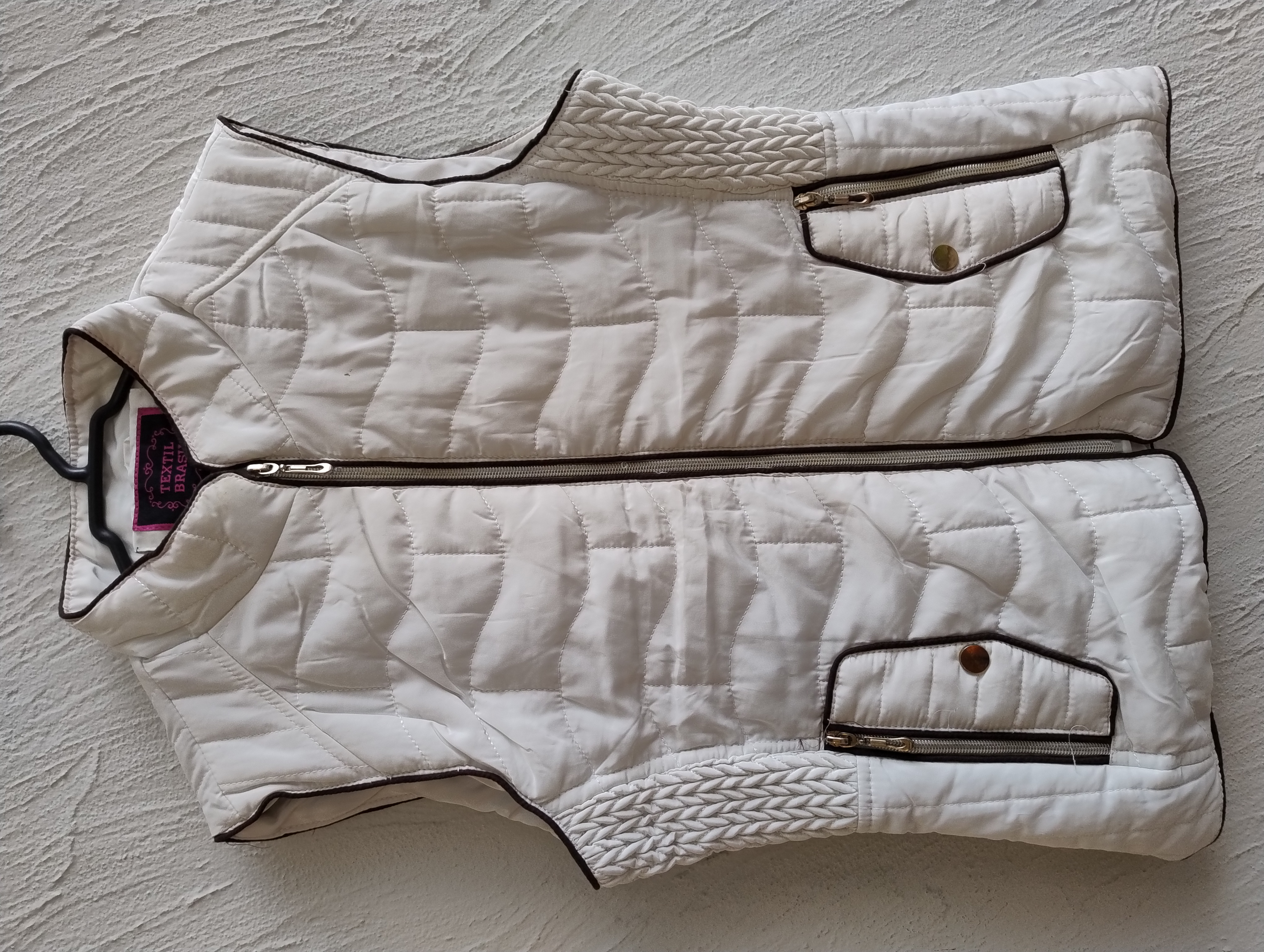 Colete acolchoado feminino branco- M