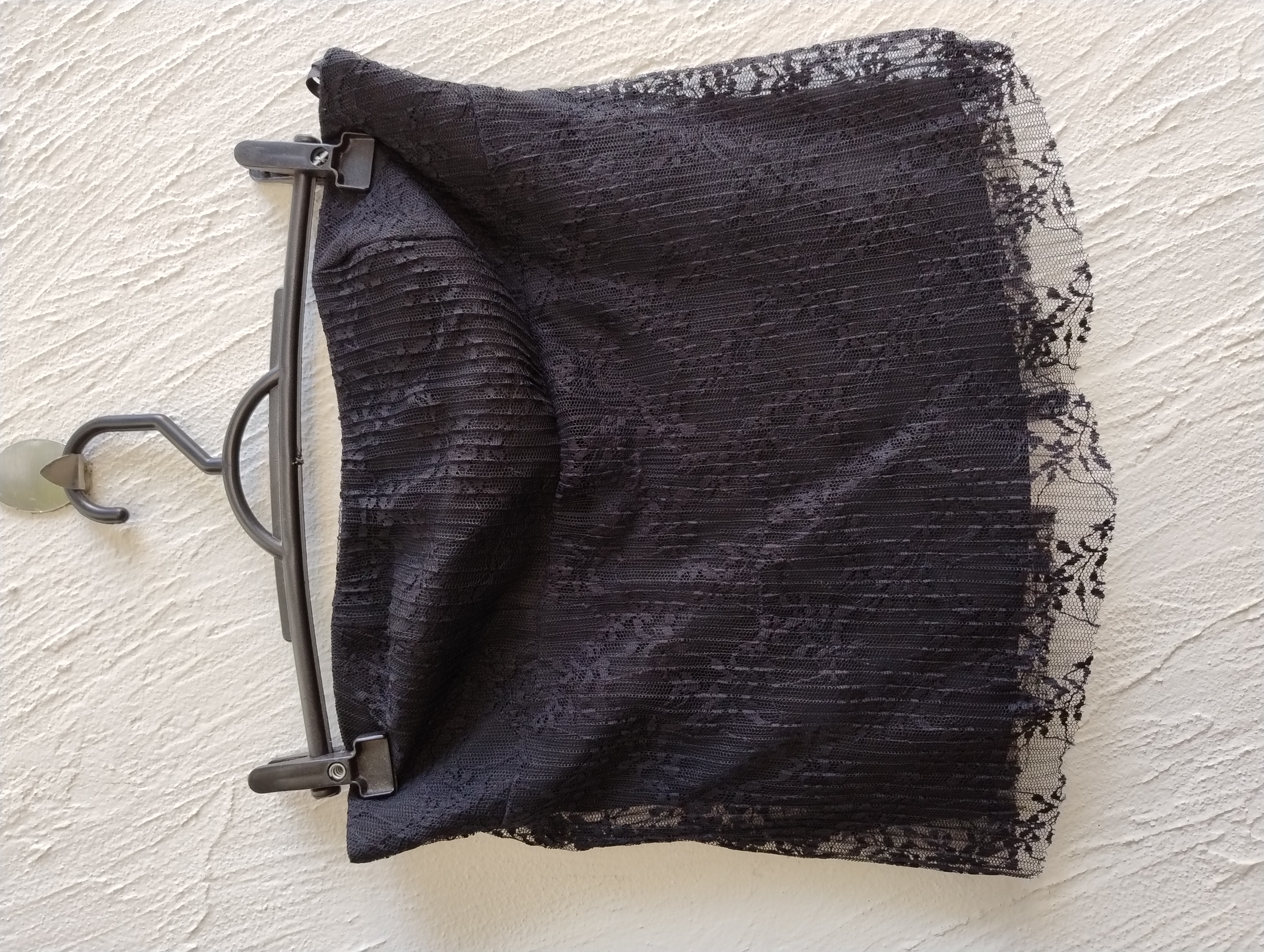 Blusa toma que caia preta de renda P