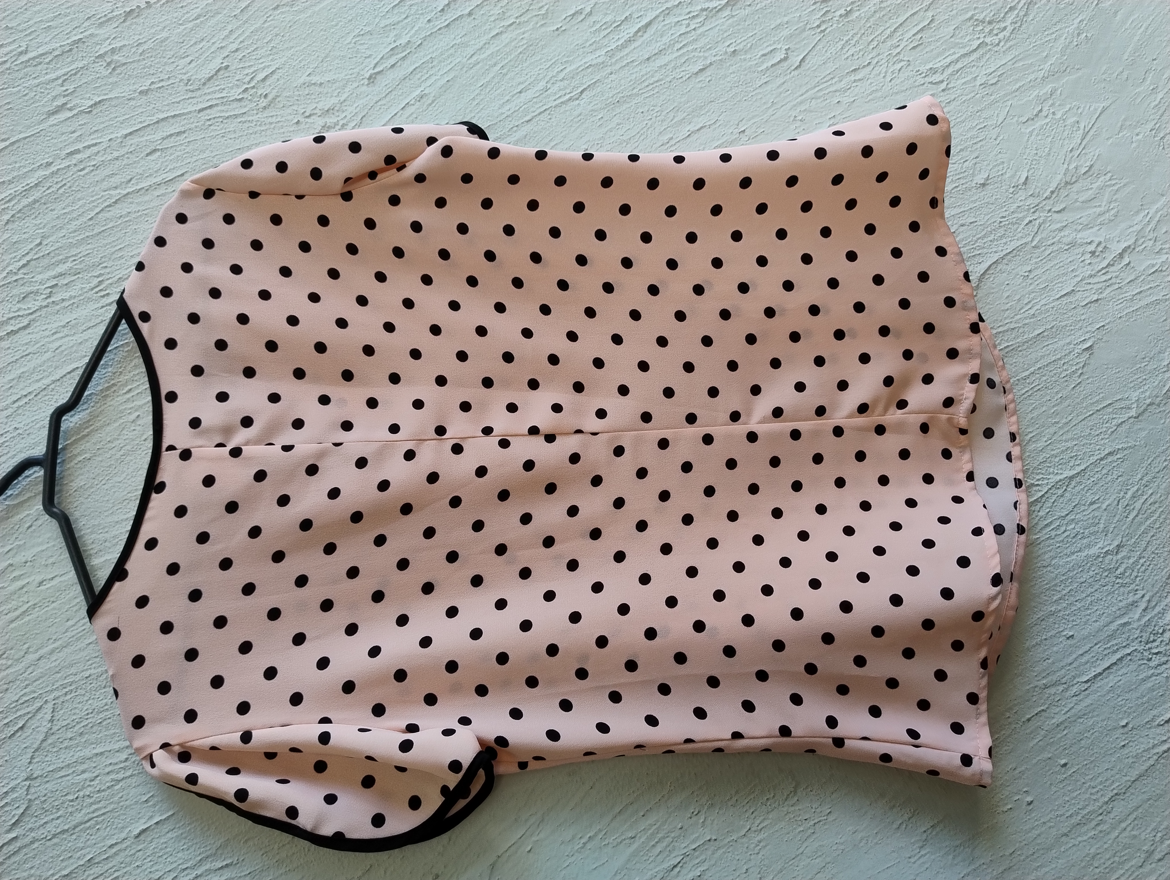 Blusa Bege com Poá Preto, P