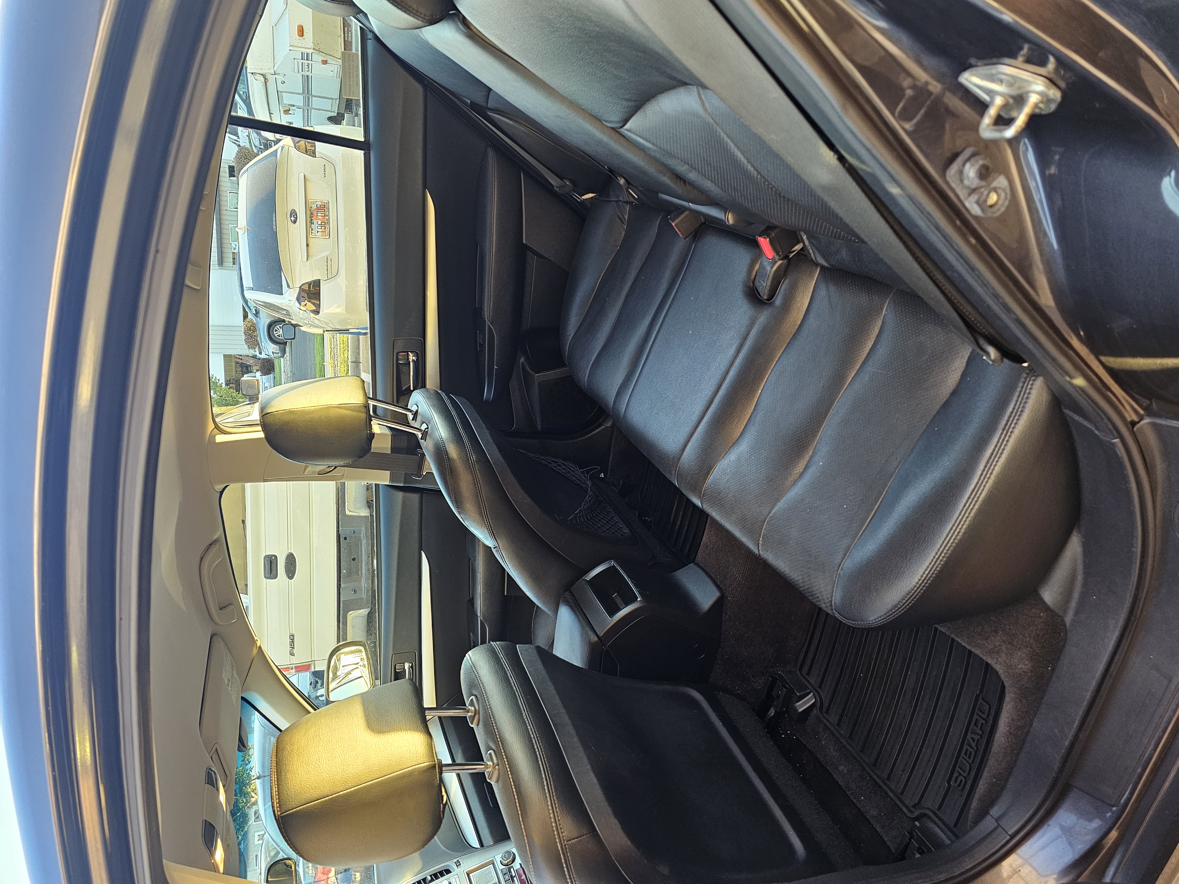 2011 Subaru Legacy 2.5i Premium