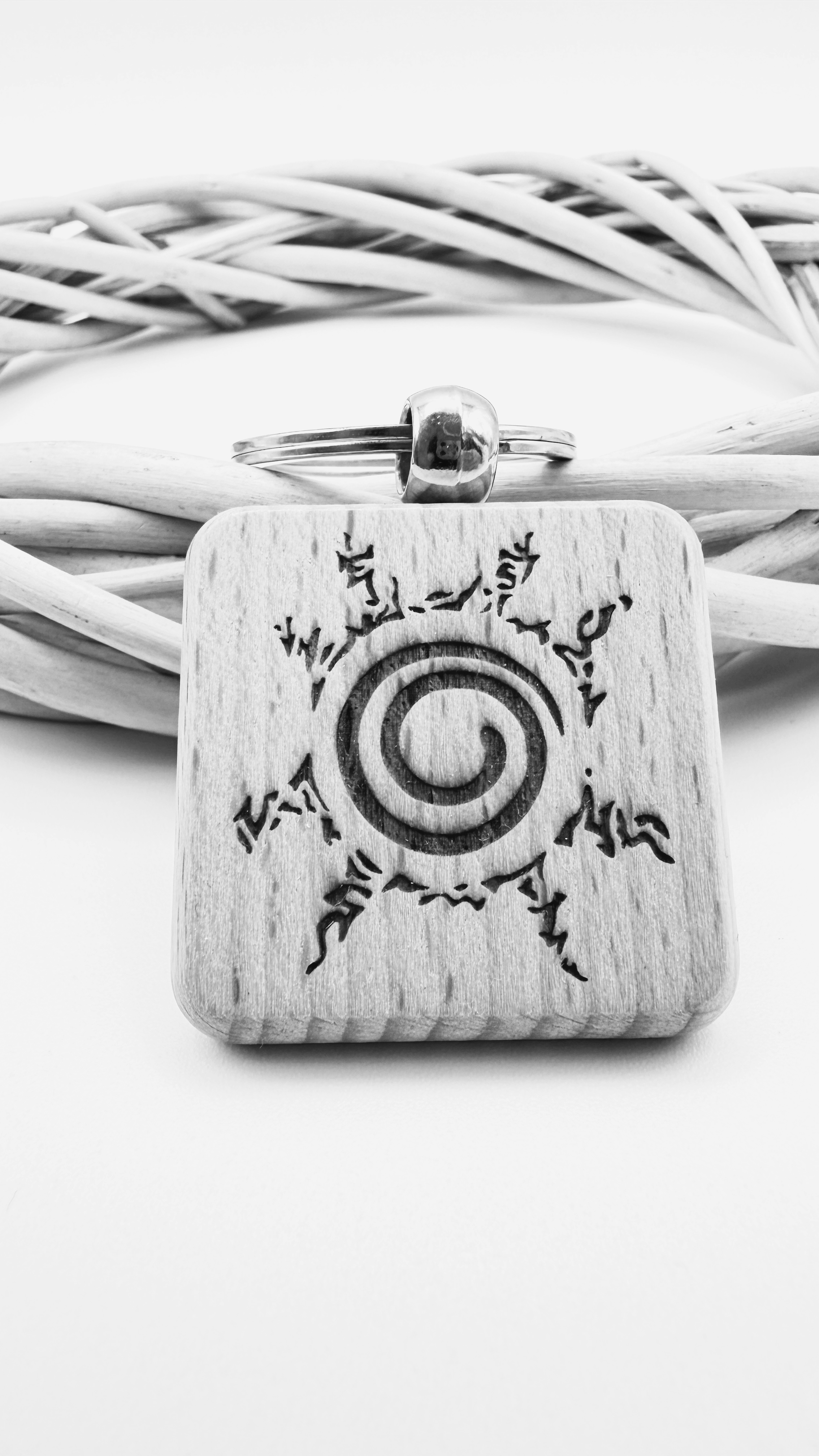 Sigillo Naruto - Portachiavi in legno inciso 