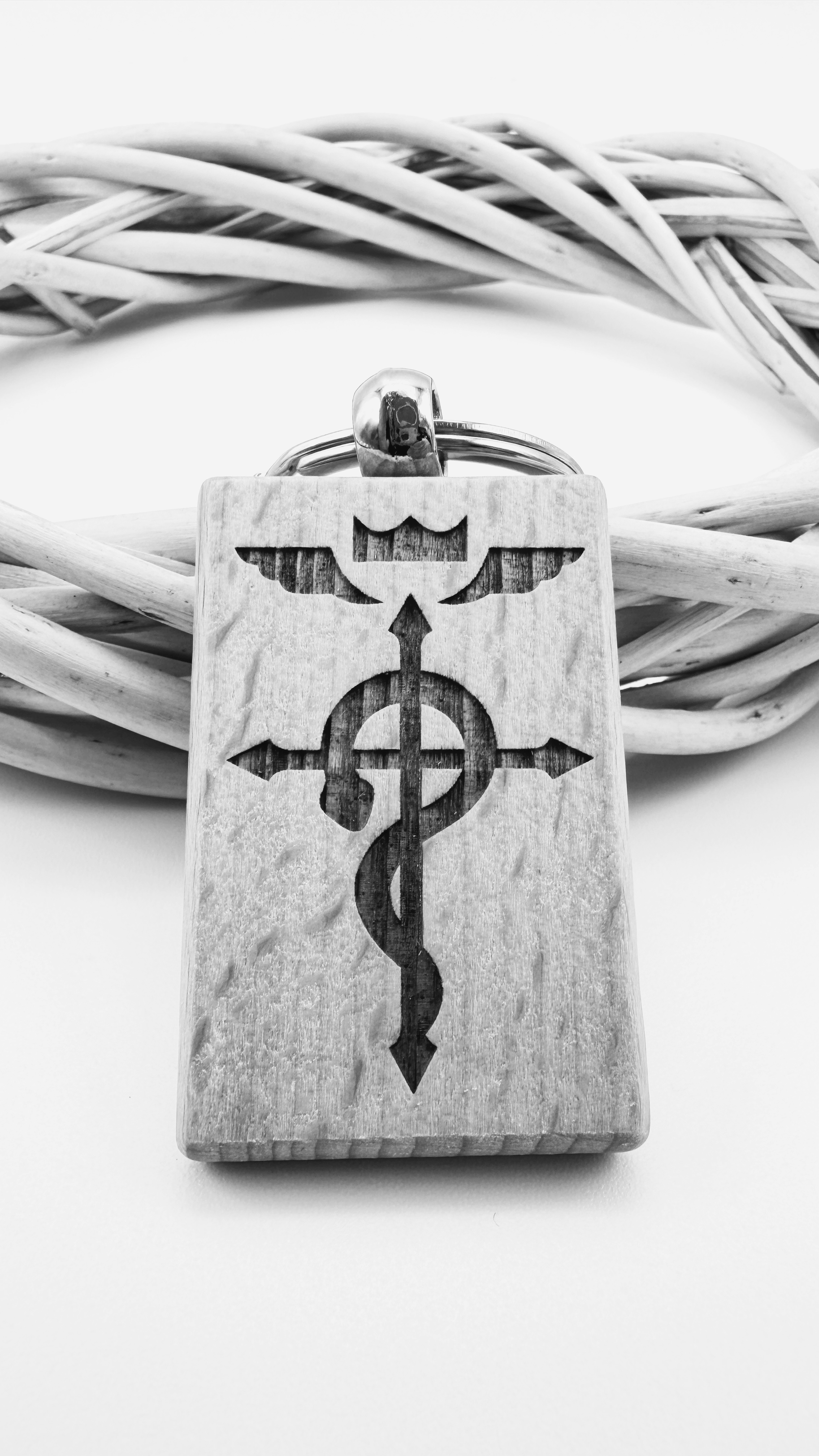 Flamel Fullmetal Alchemist - Portachiavi in legno inciso 