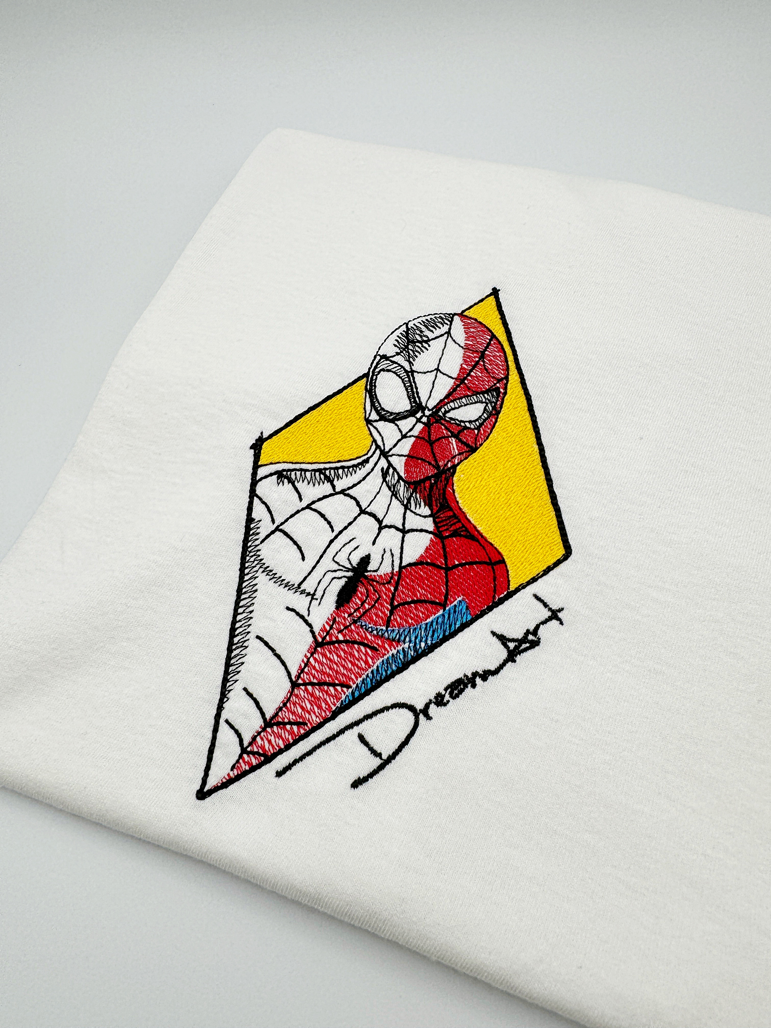T-Shirt Spiderman Lines Art
