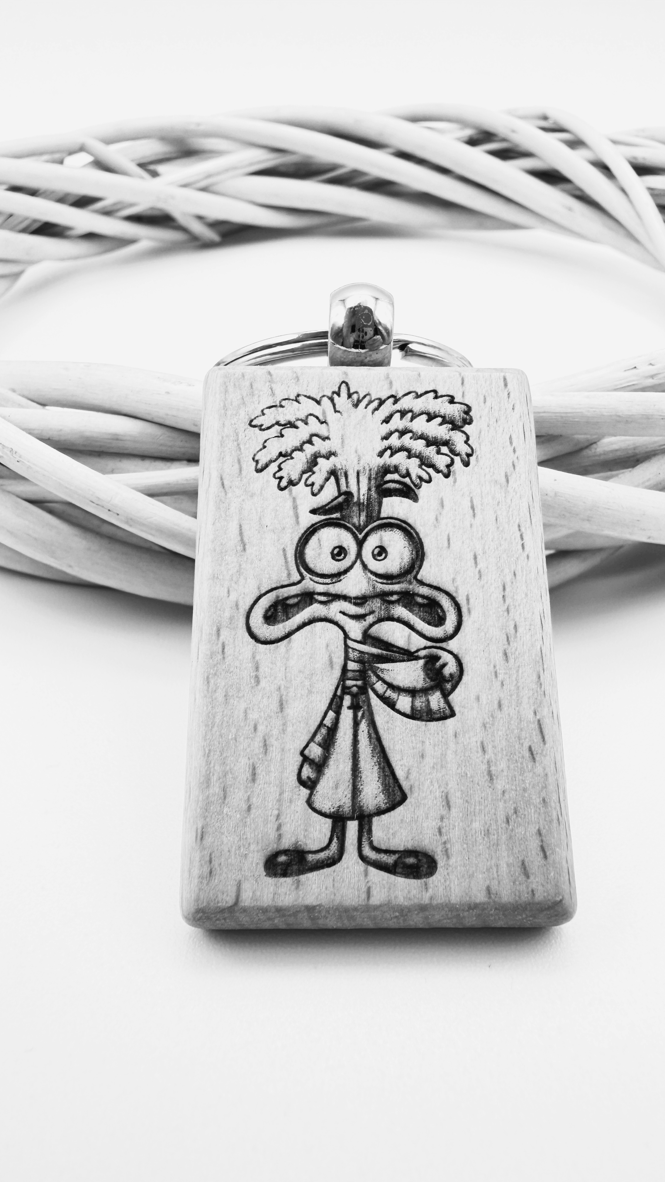 Ansia Inside out - Portachiavi in legno inciso 