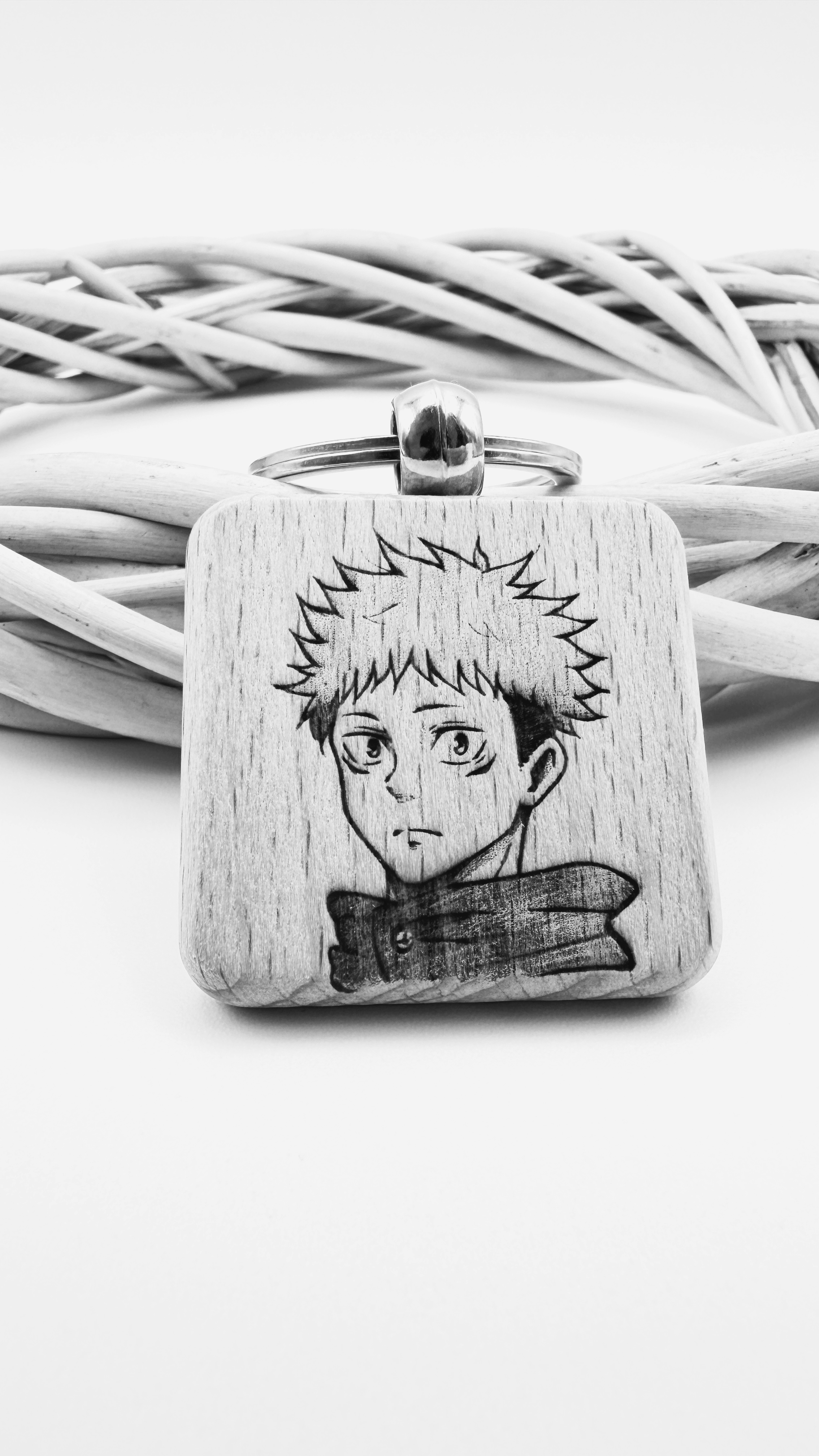  Yuji Itadori Jujutsu kaisen - Portachiavi in legno inciso 